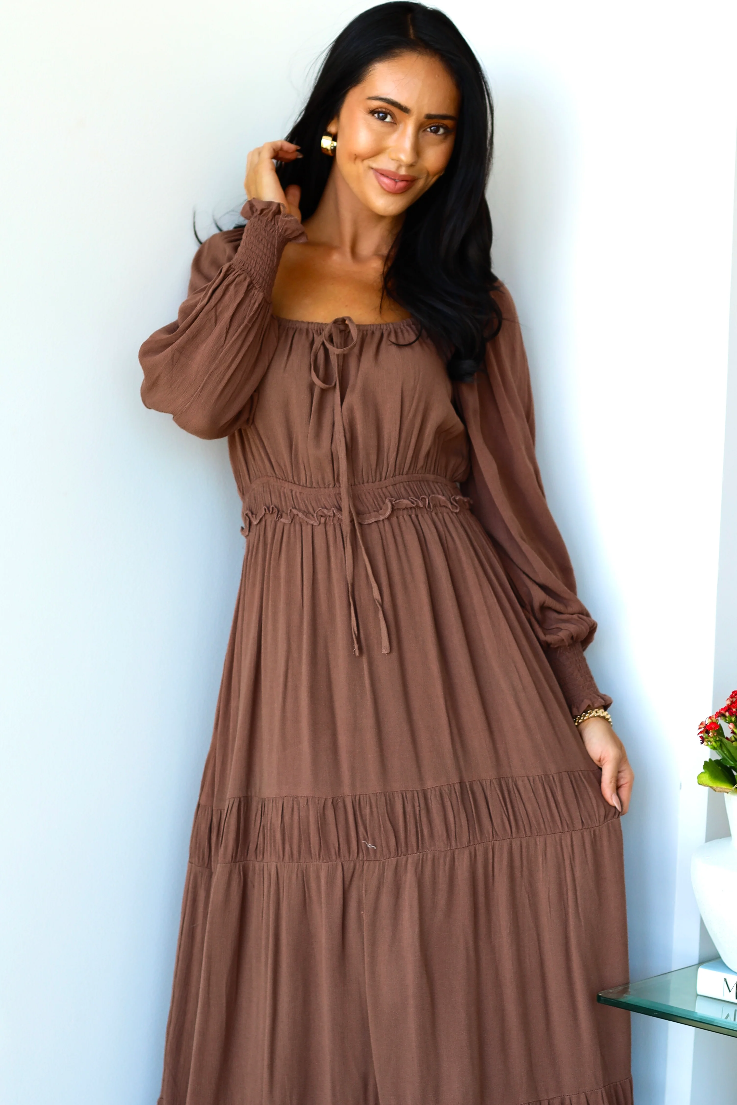 The Amalie Mocha Mousse Dresses - XNAUWBI