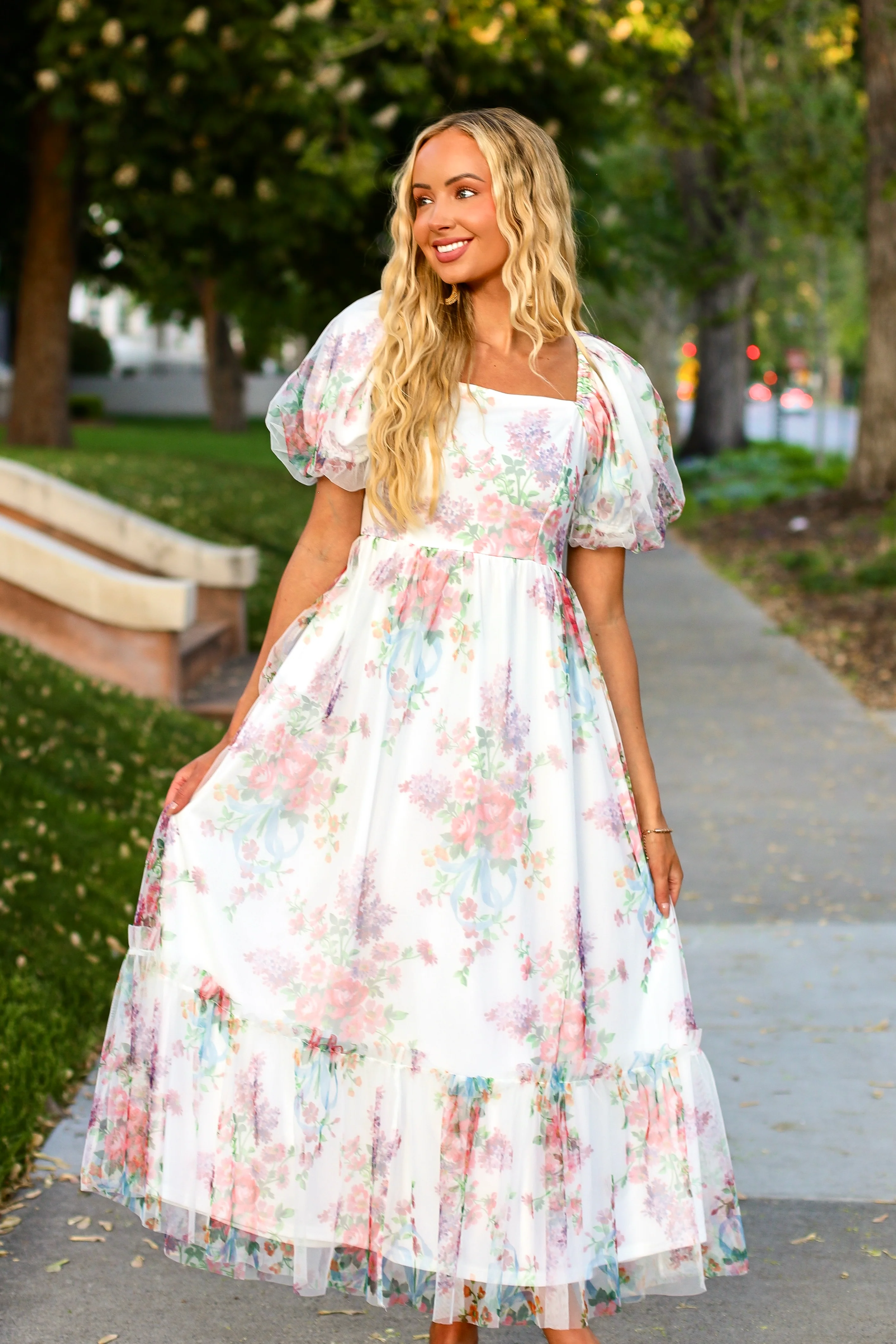 The Ehlanna Ivory/Floral Tulle Overlay Dresses - XNAUWBI