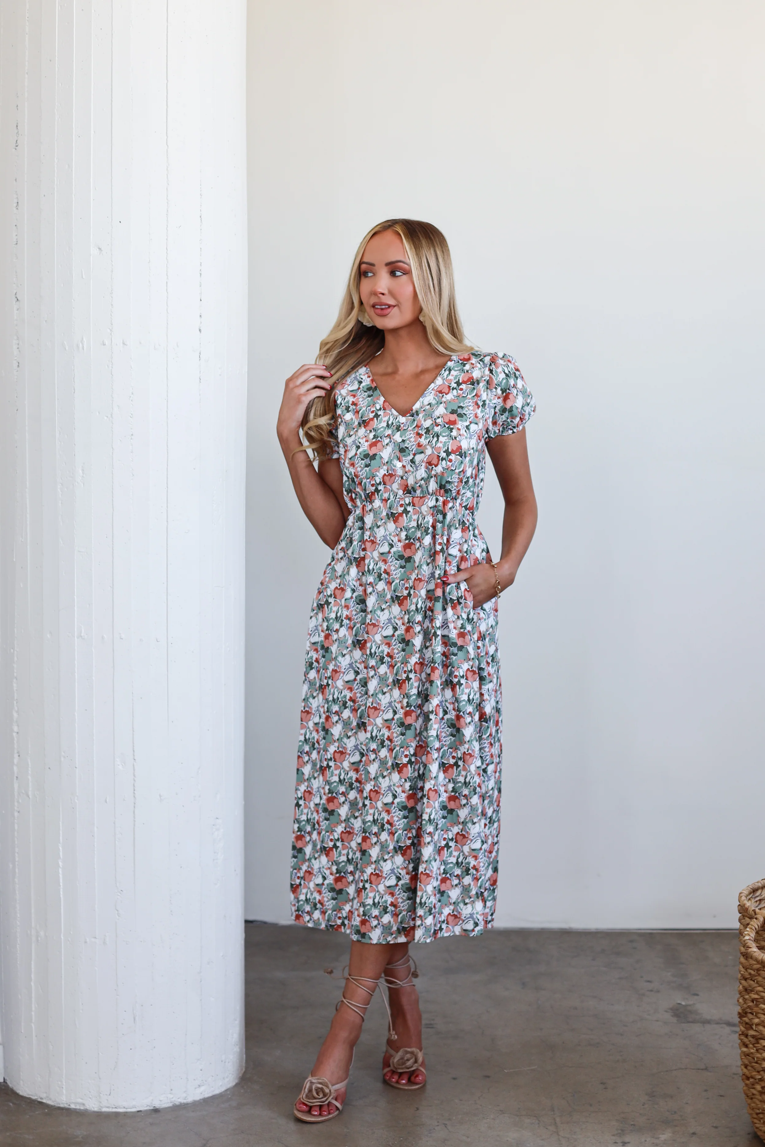 The Preston Tropicana Tulip Dresses - XNAUWBI
