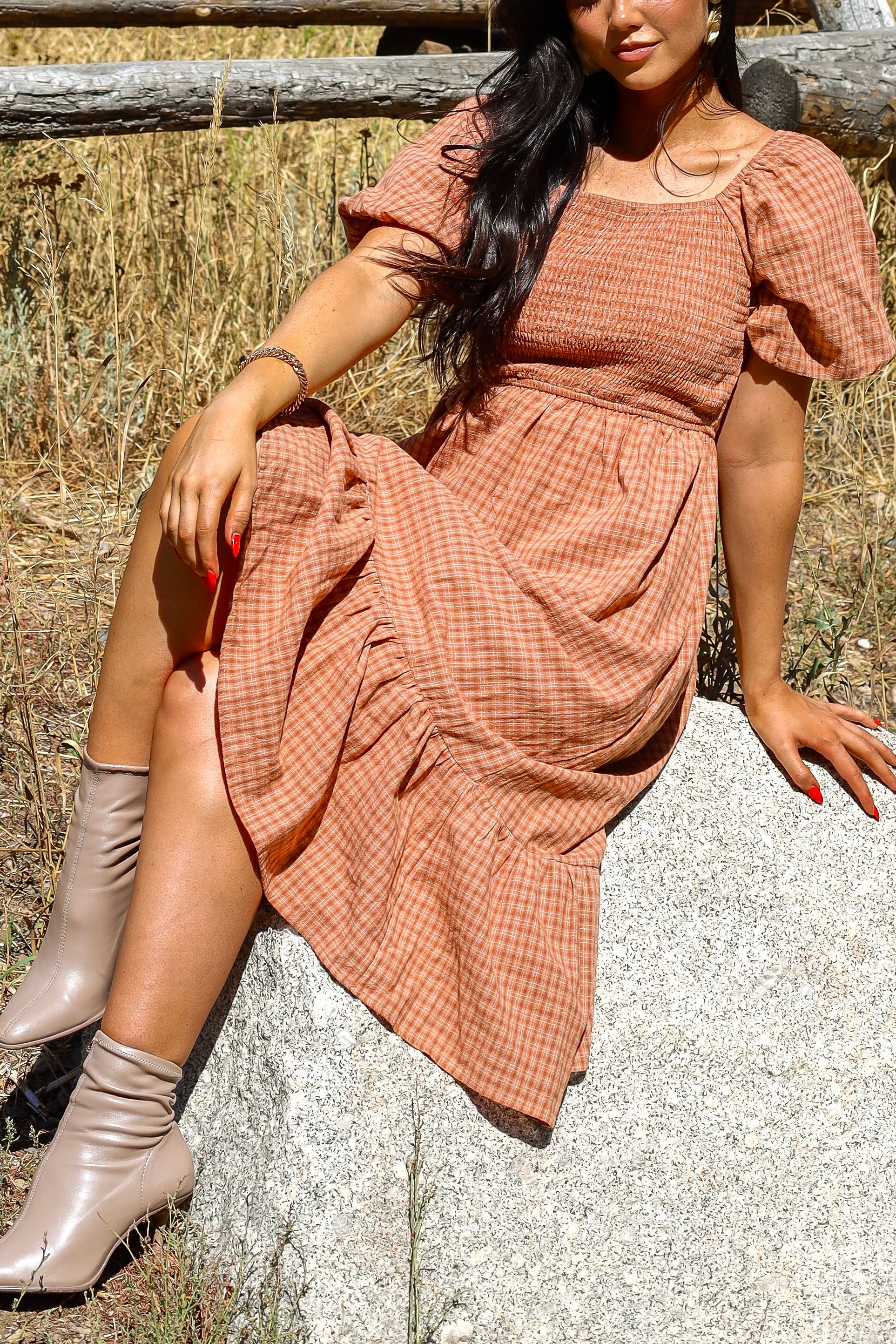 The Azra Light/Dark Clay Gingham Dresses - XNAUWBI
