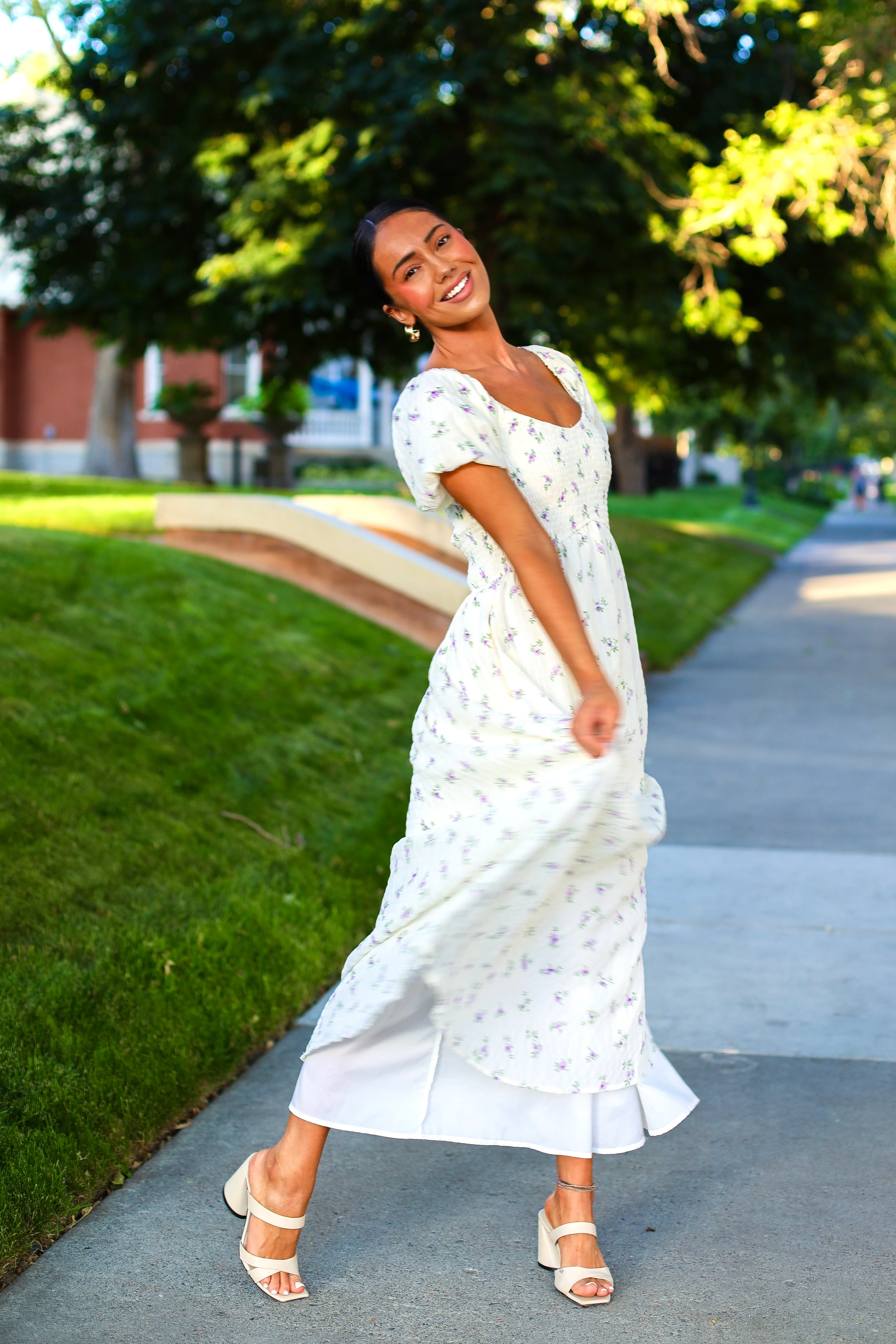 The Miley Bits of Lavender Dresses - XNAUWBI