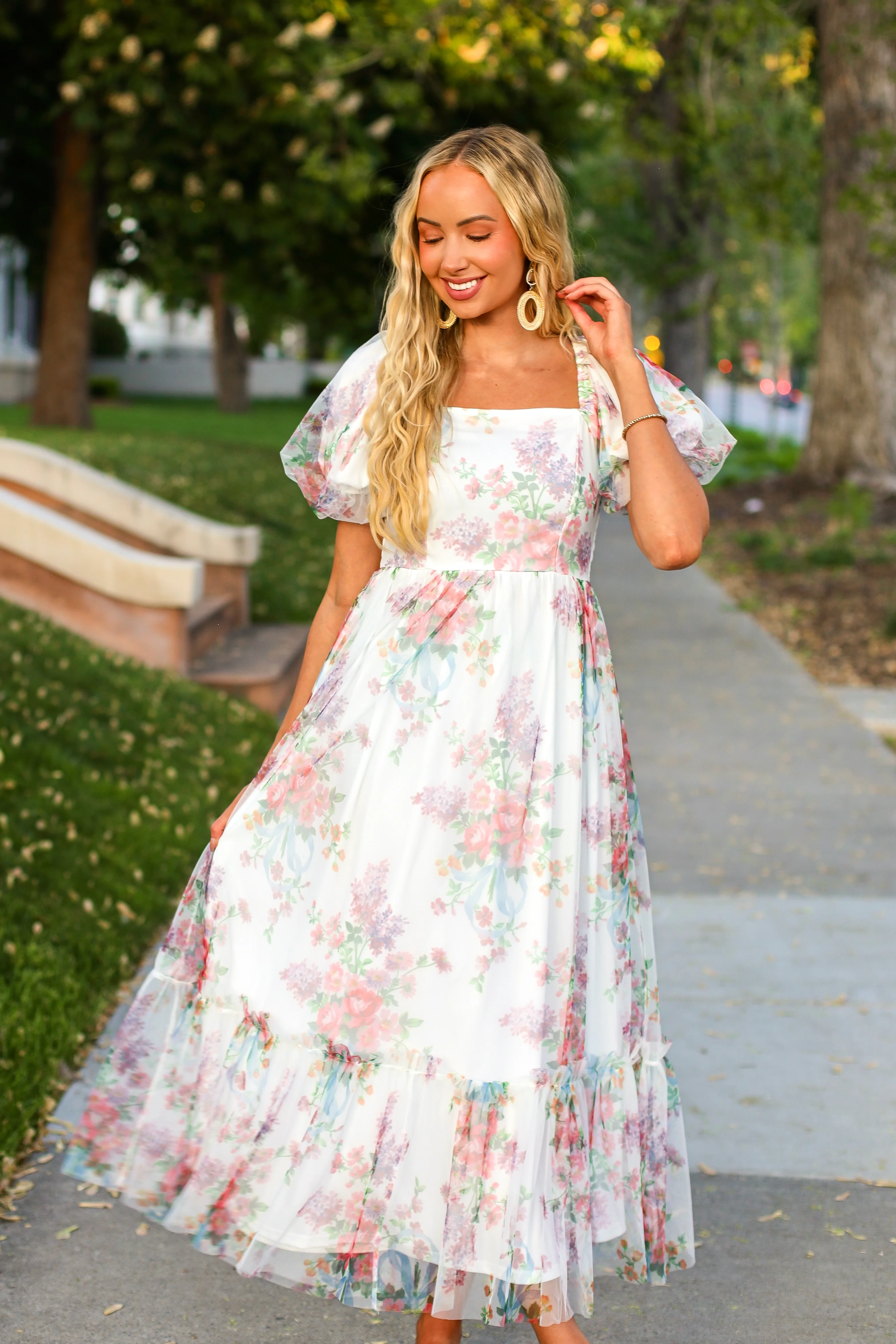 The Ehlanna Ivory/Floral Tulle Overlay Dresses - XNAUWBI