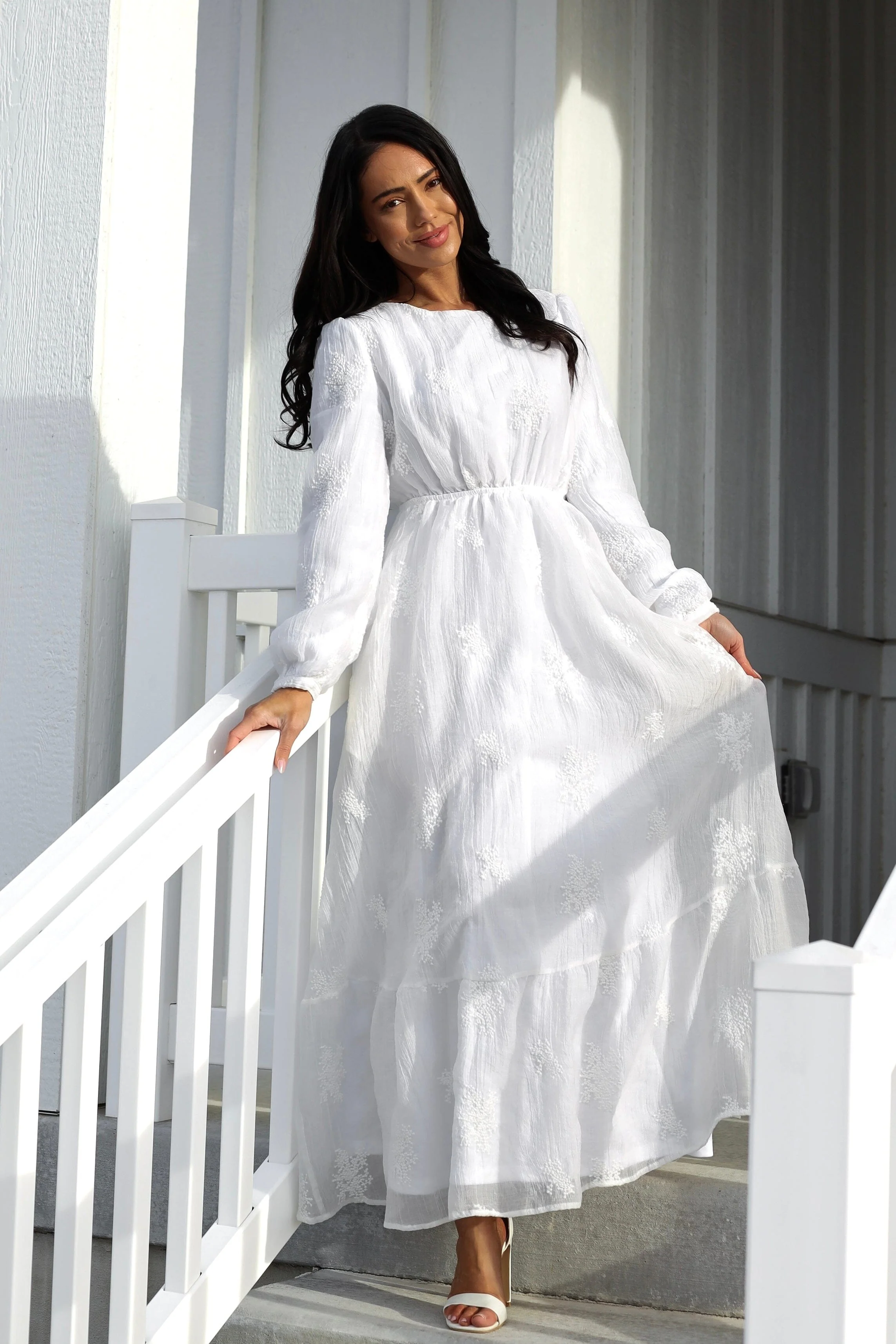 The Adea White Dresses - XNAUWBI