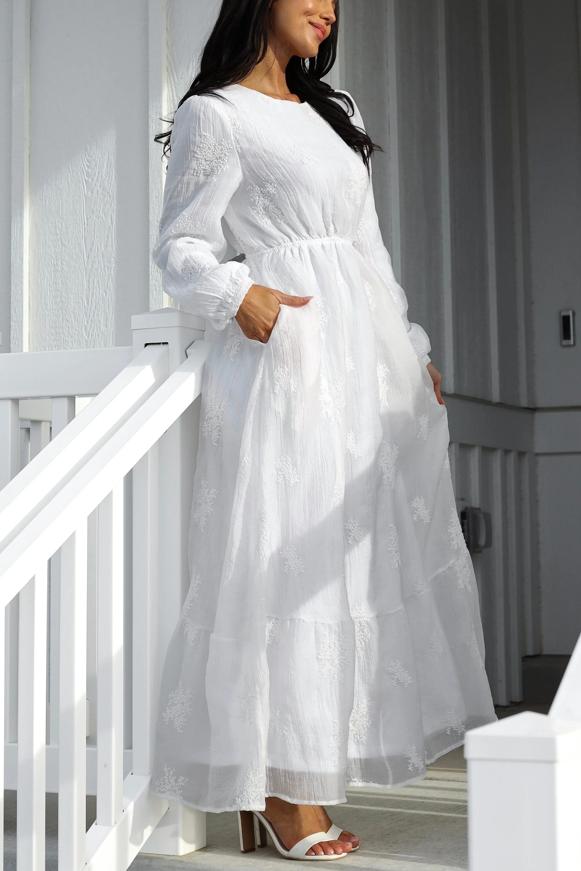 The Adea White Dresses - XNAUWBI