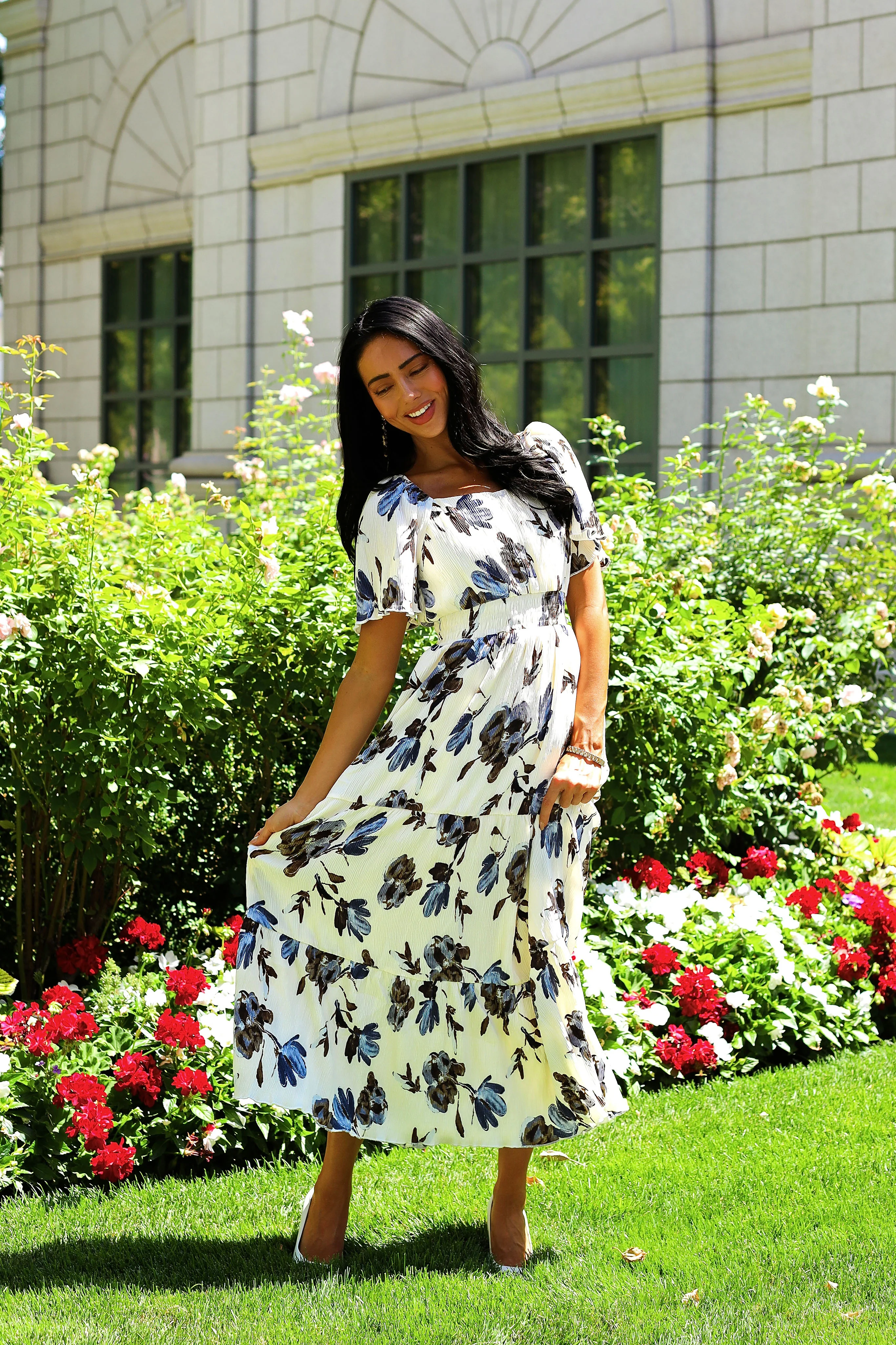 The Darci Ashen Taupe Dresses - XNAUWBI