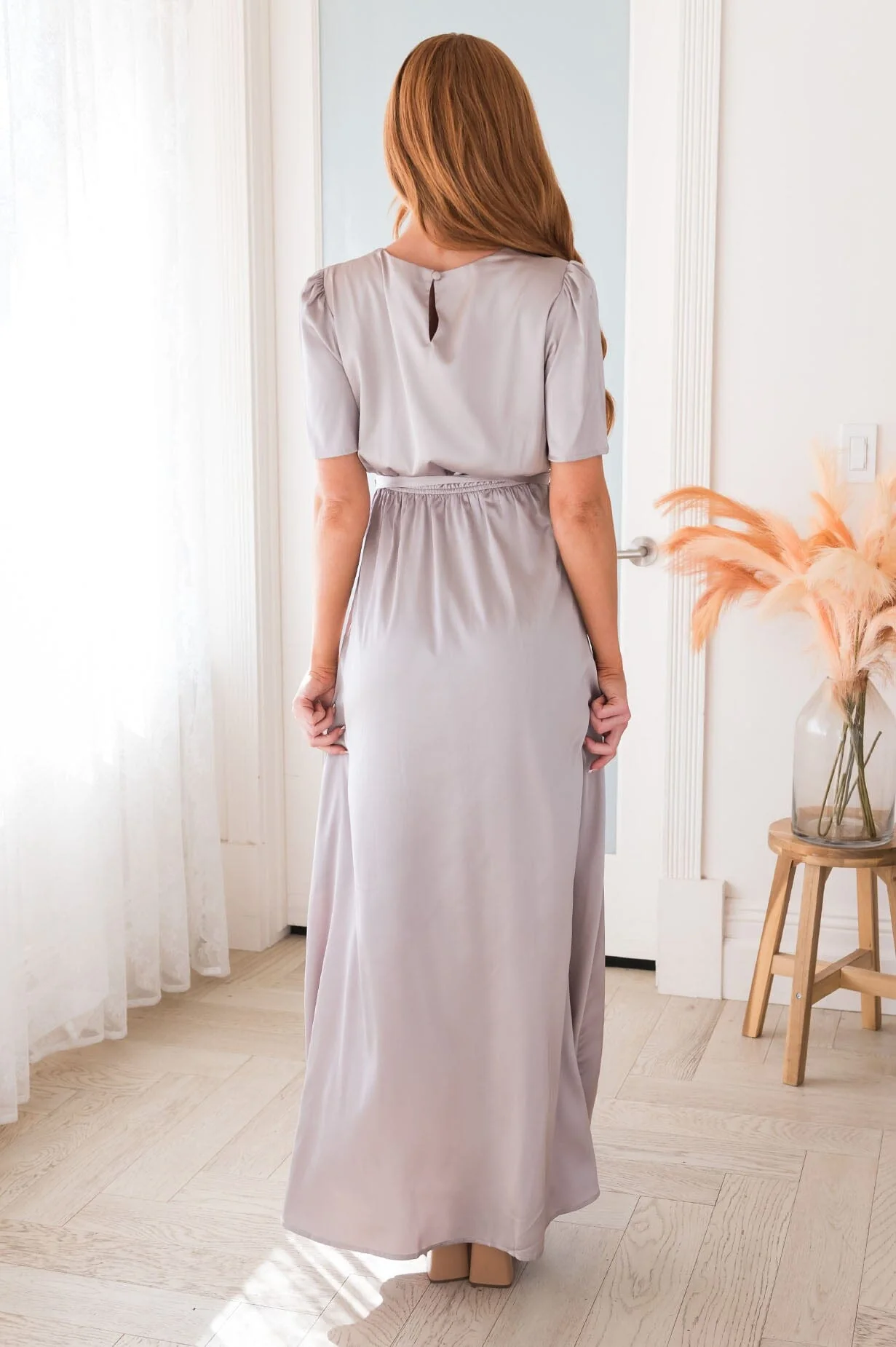The Pristine Gray Lustre Shiny Satin Dresses - XNAUWBI
