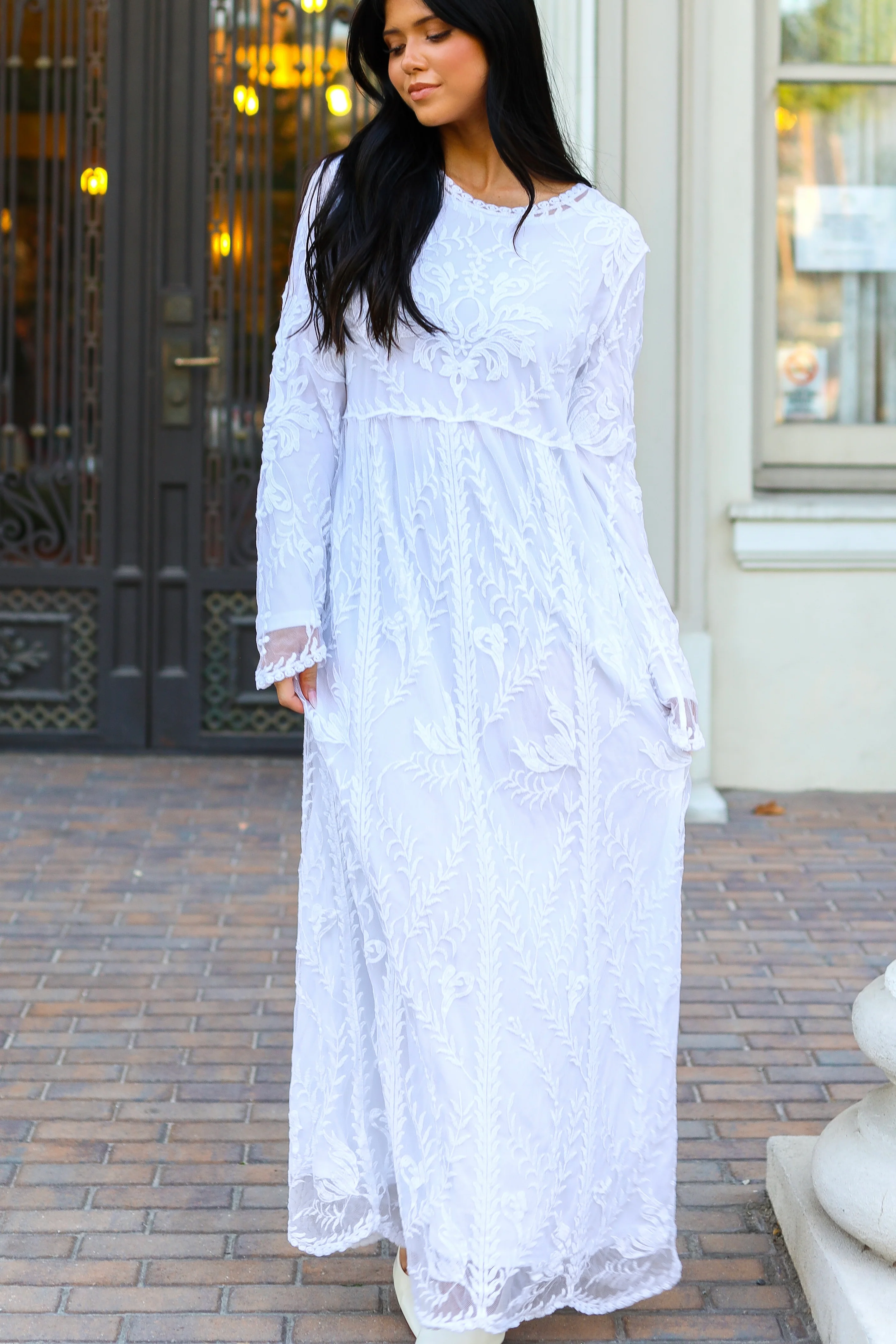 The Prosperity White Lace Dresses - XNAUWBI