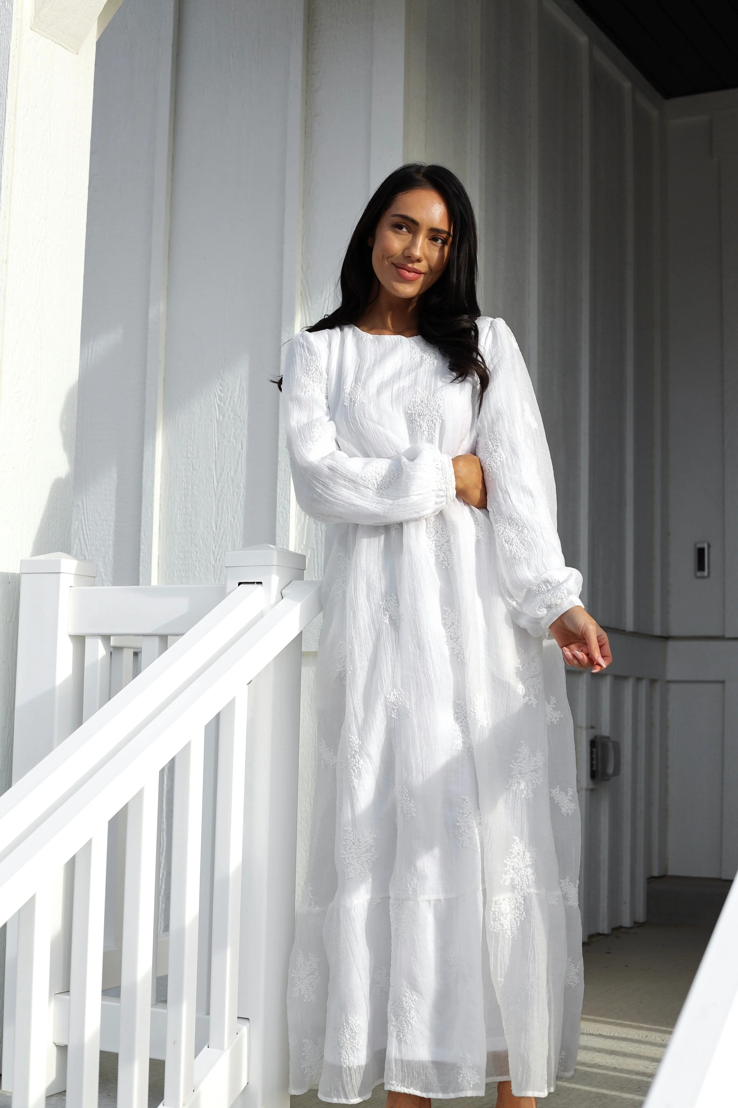 The Adea White Dresses - XNAUWBI