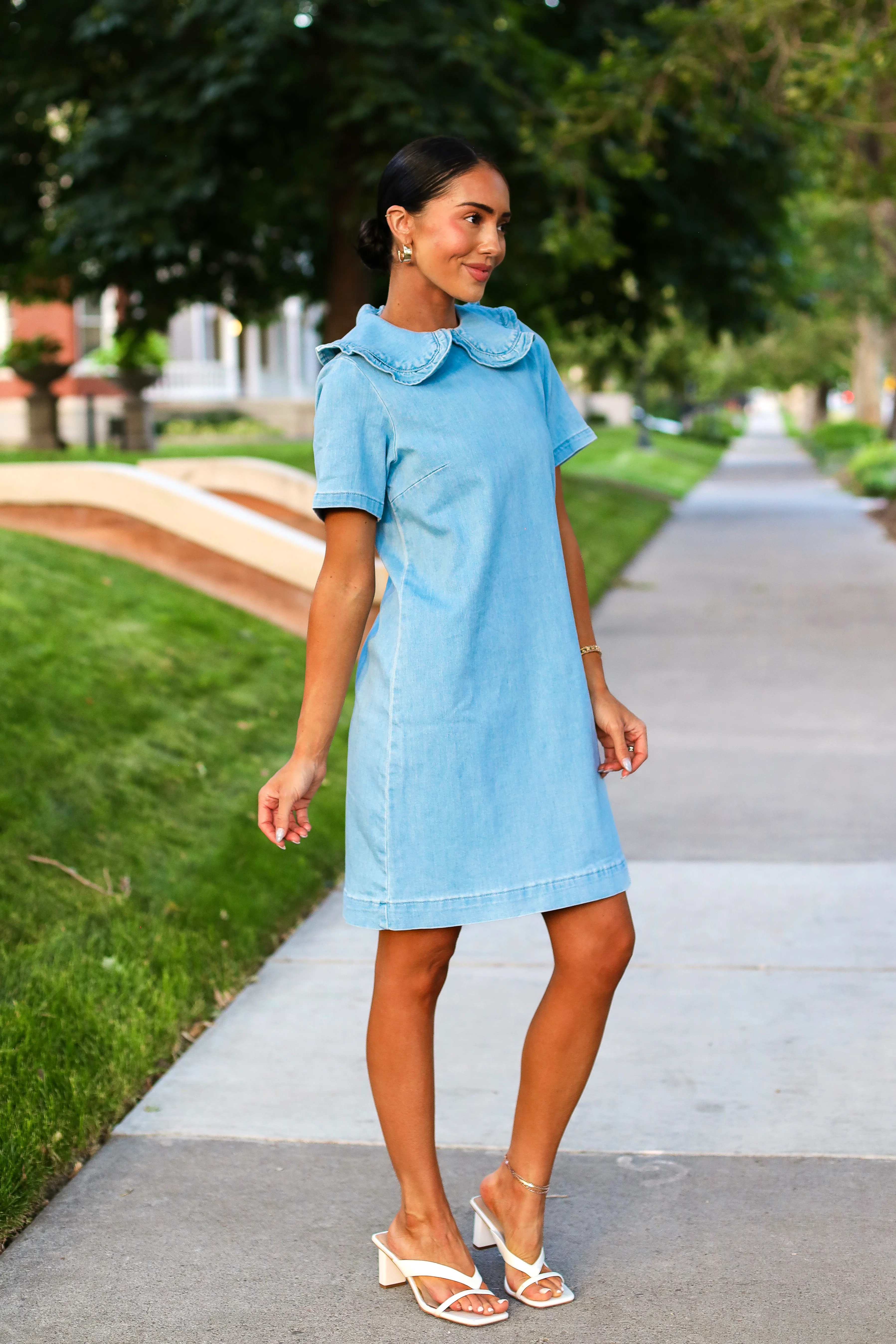 The Jada Light Wash Dresses - XNAUWBI