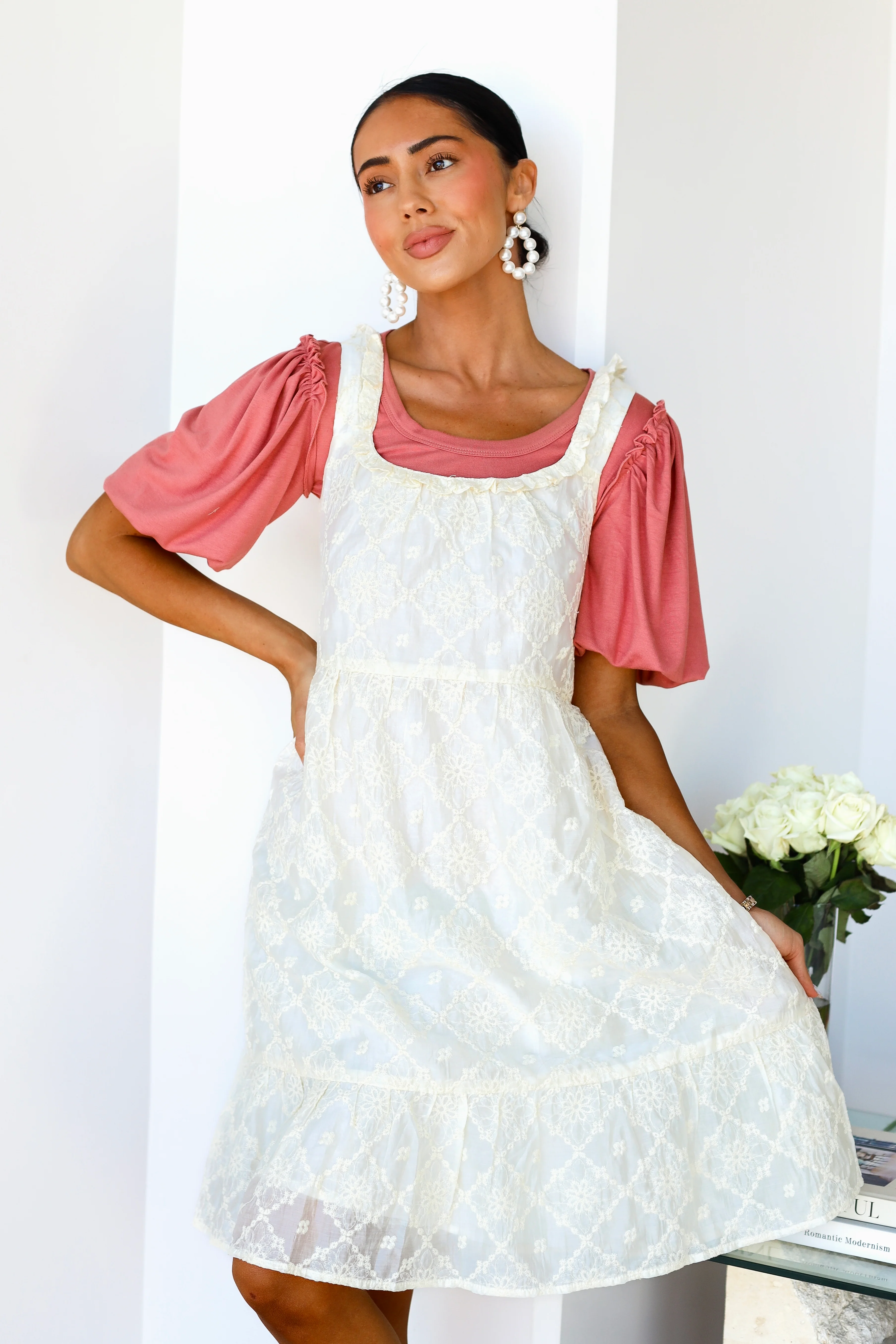 The Maddie Vintage Cream Dresses - XNAUWBI