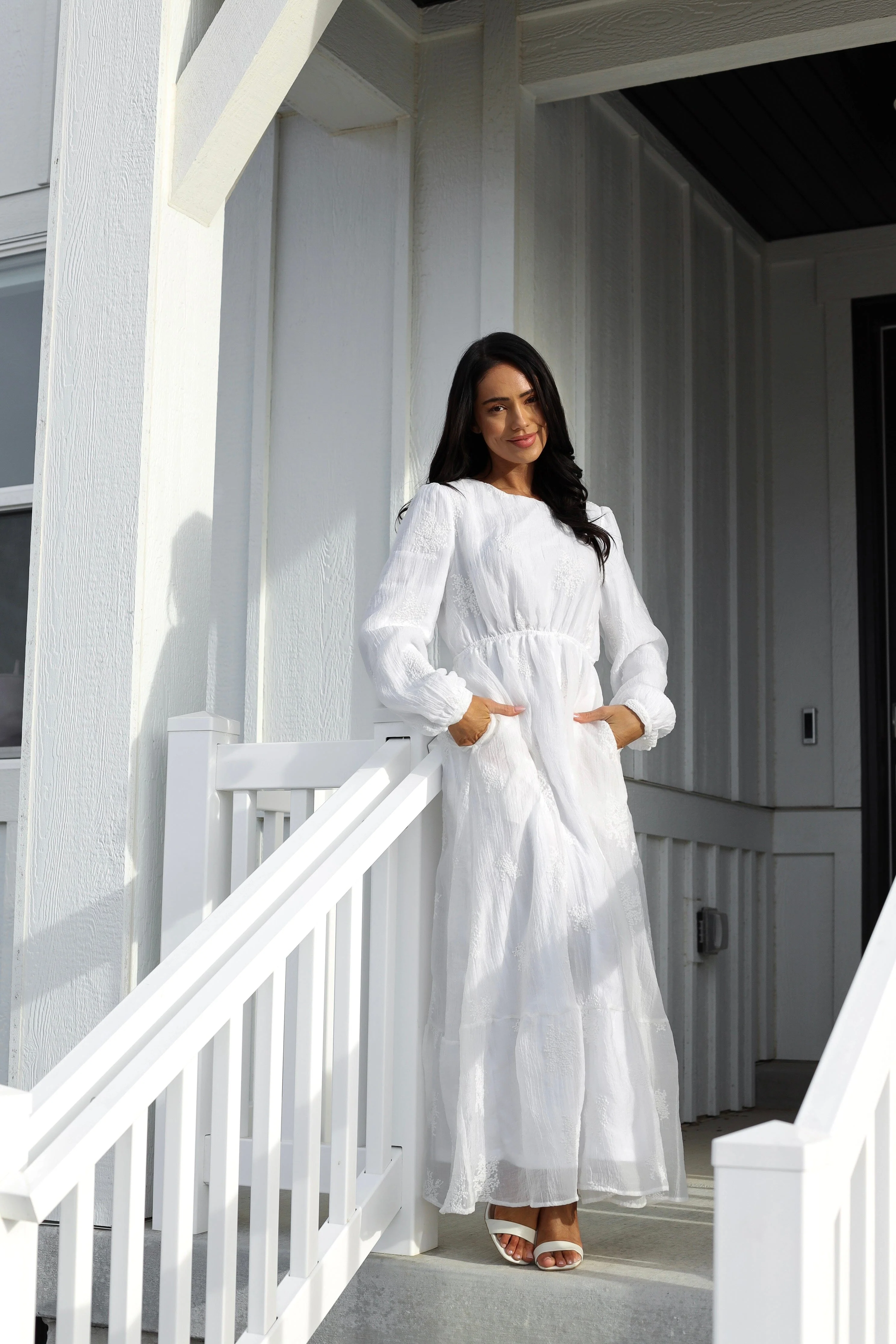 The Adea White Dresses - XNAUWBI