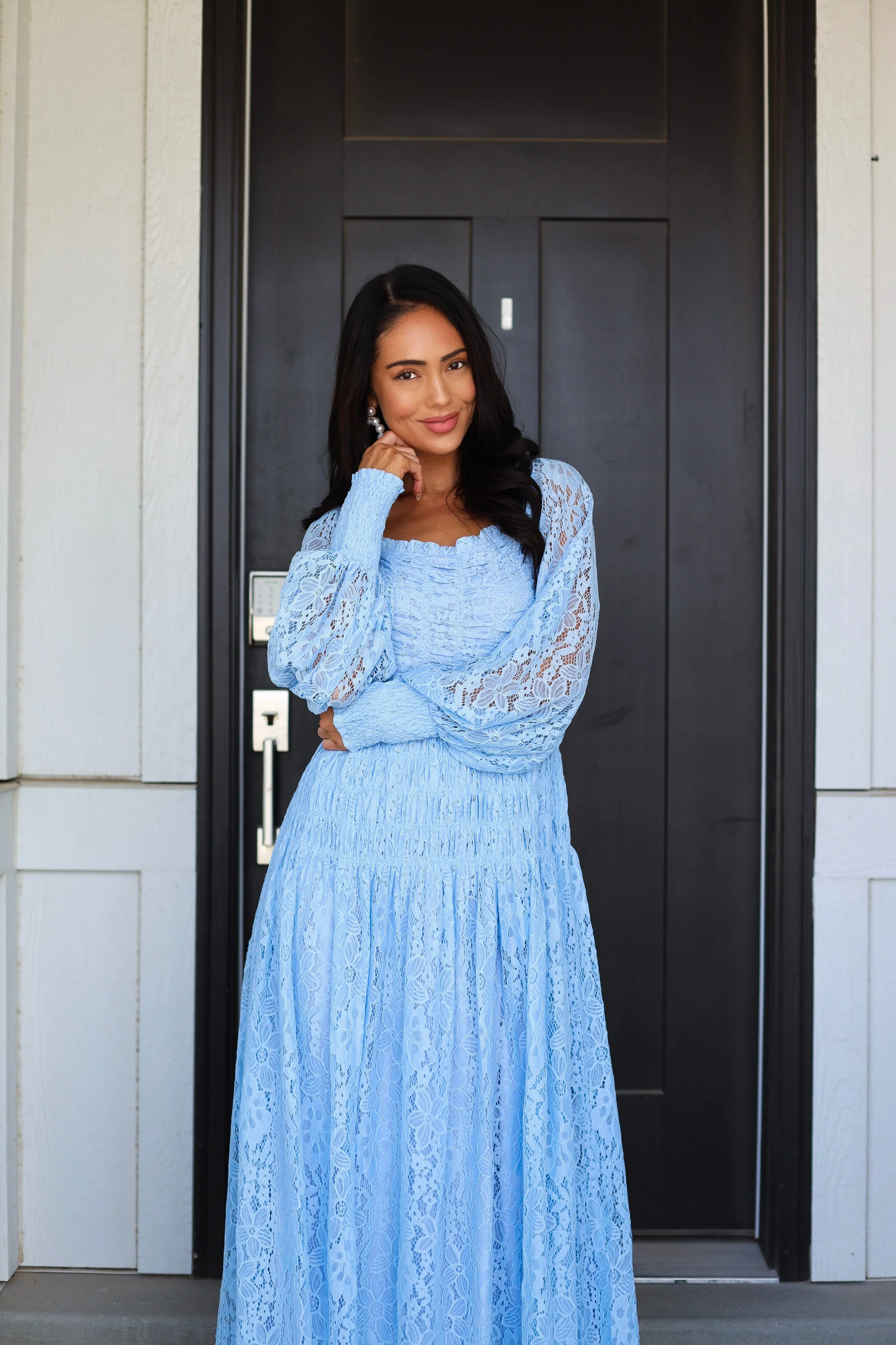 The Connie Periwinkle Lace Dresses - XNAUWBI
