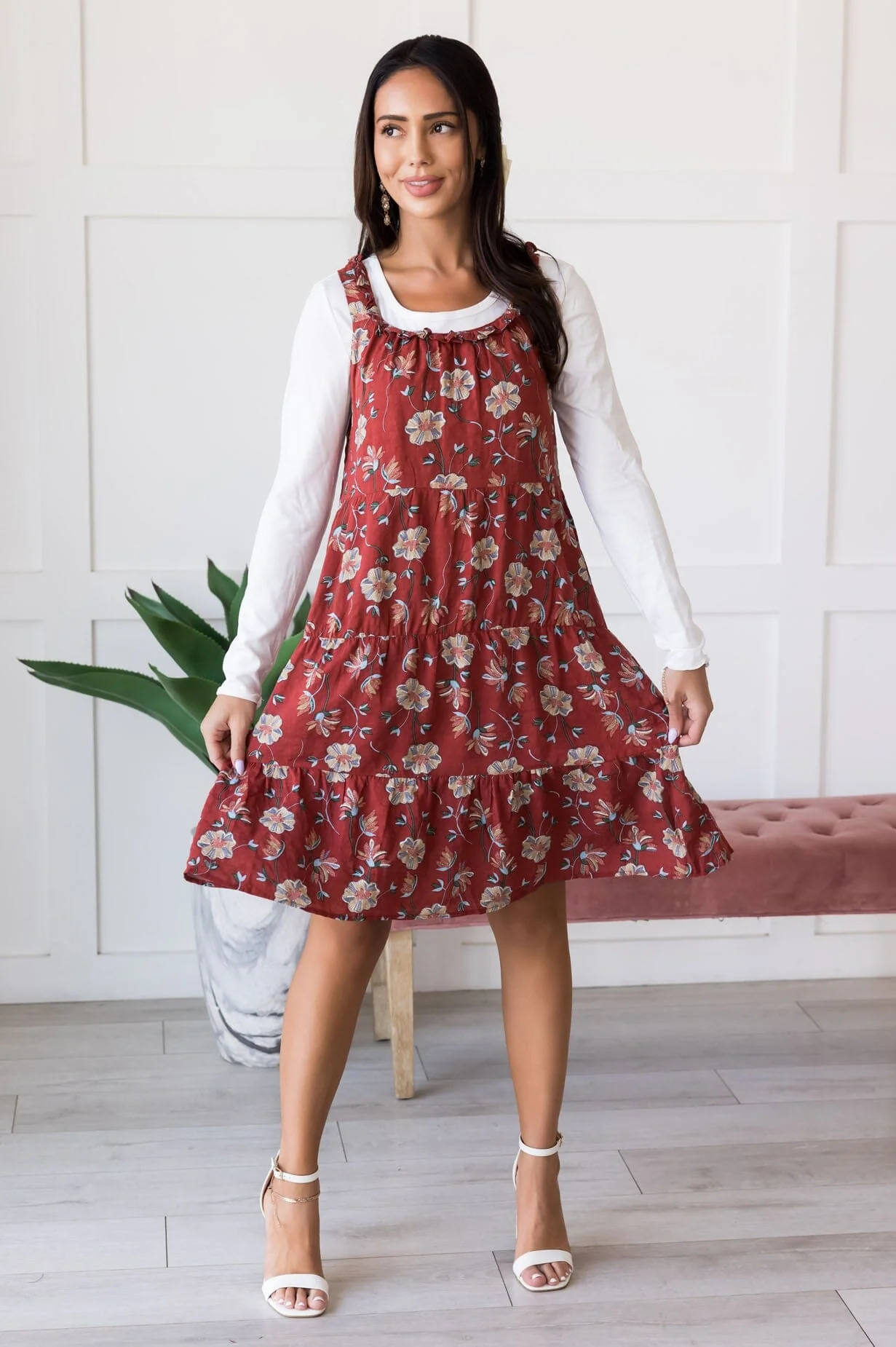 The Maddie Embroidered Petals Dresses - XNAUWBI