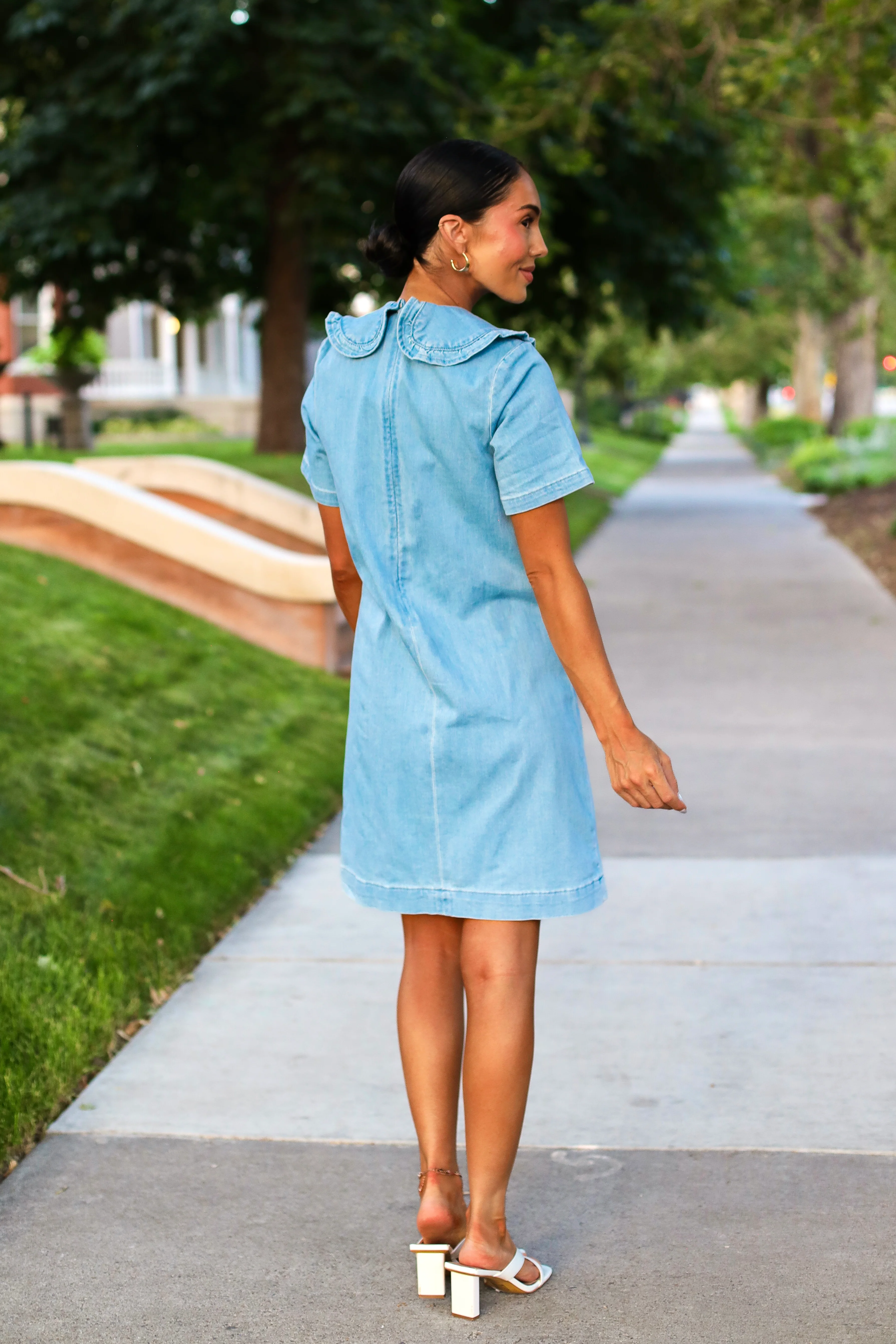 The Jada Light Wash Dresses - XNAUWBI