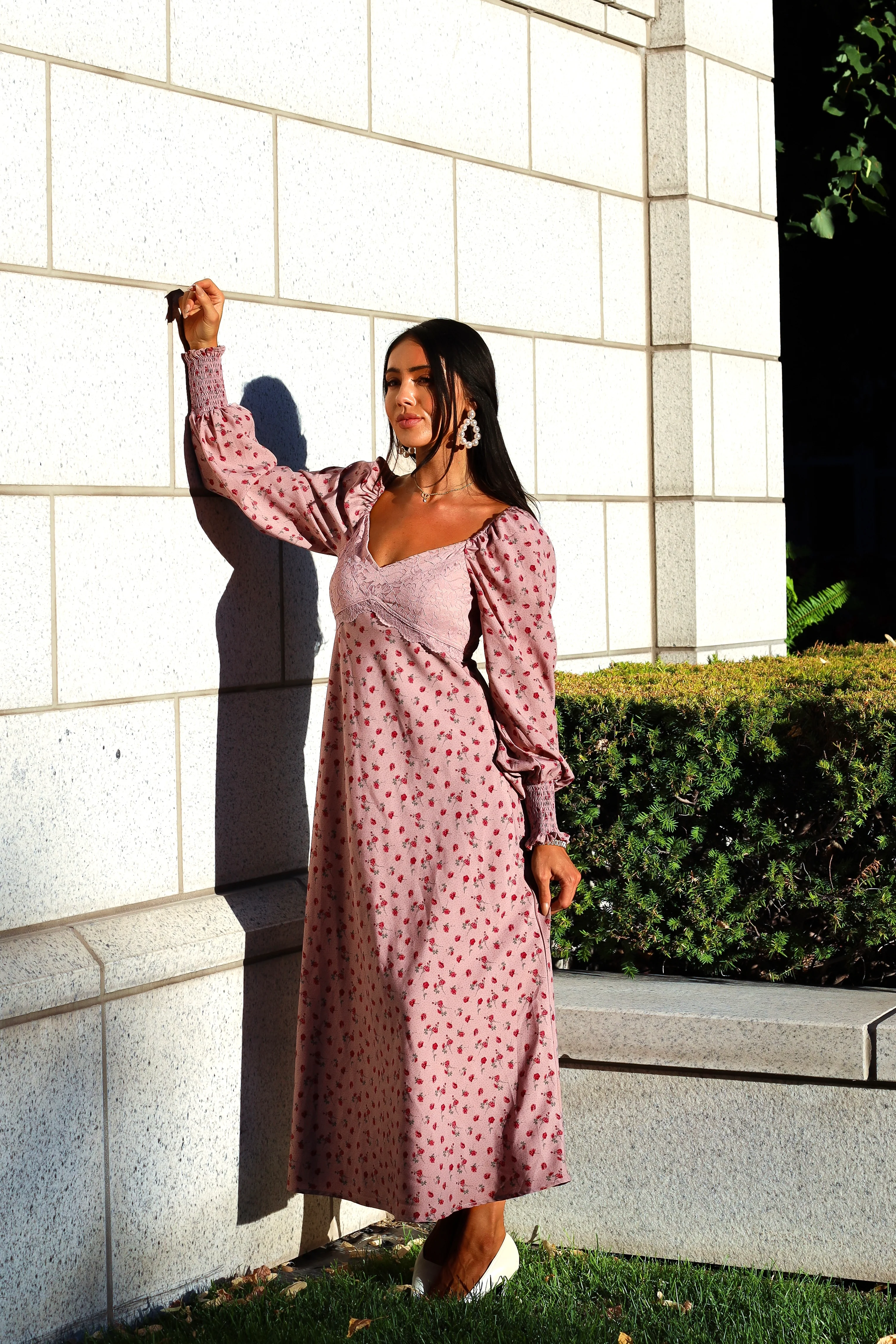 The Jenelle Dusty Rose Floral Dresses - XNAUWBI