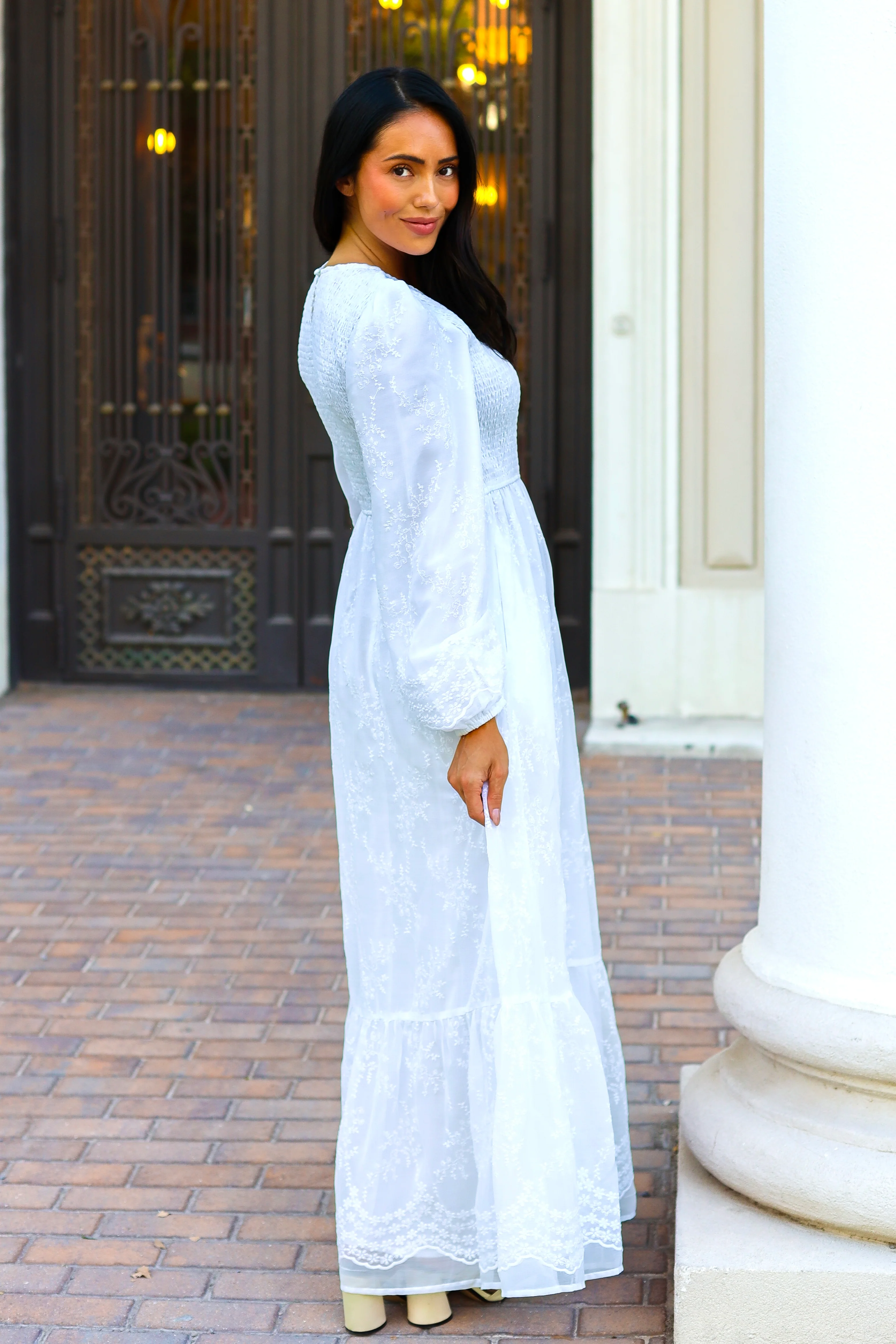 The Memrie Pure White Dresses - XNAUWBI