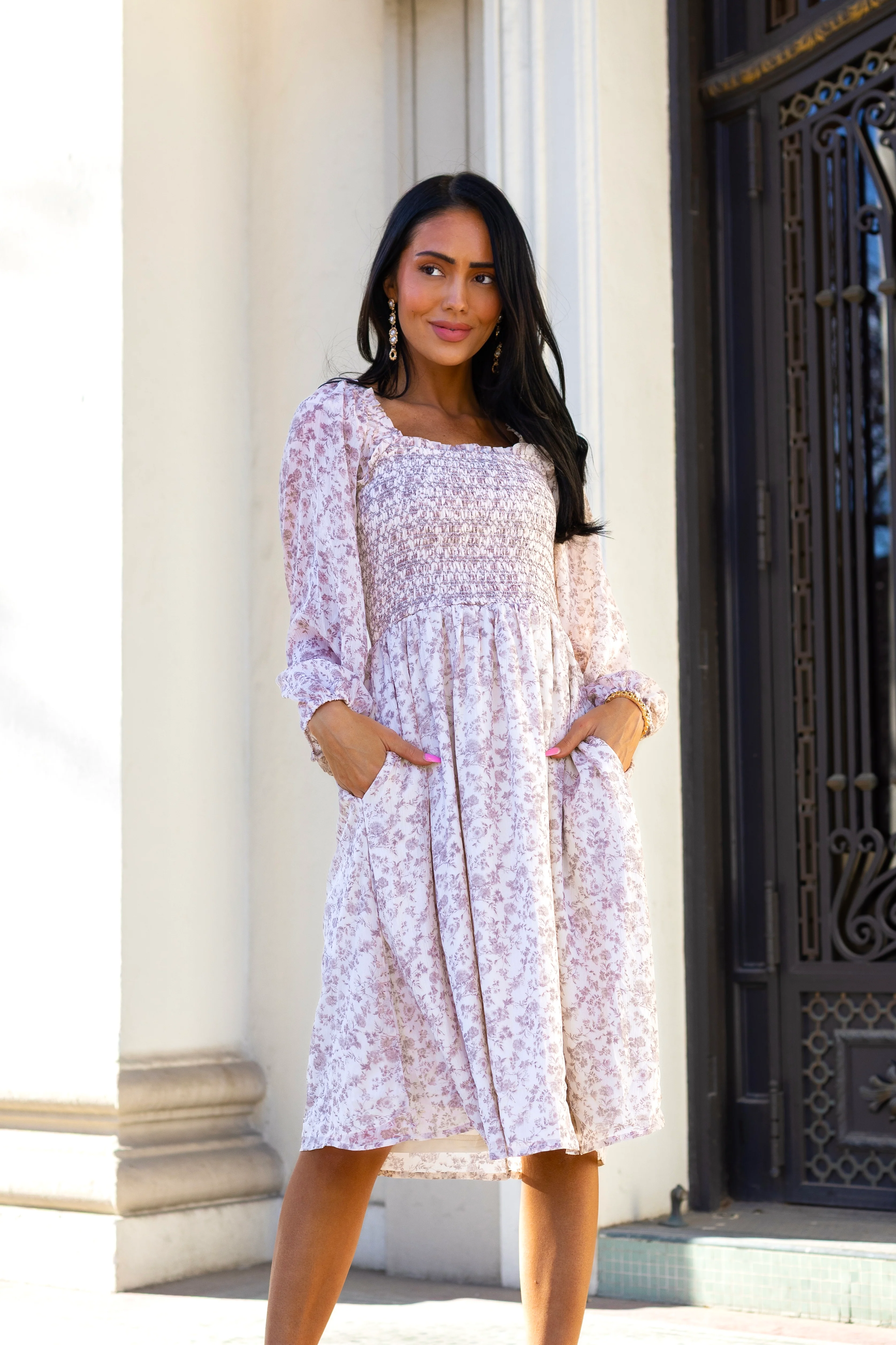 The Audrey Cream/Taupe Floral Dresses - XNAUWBI