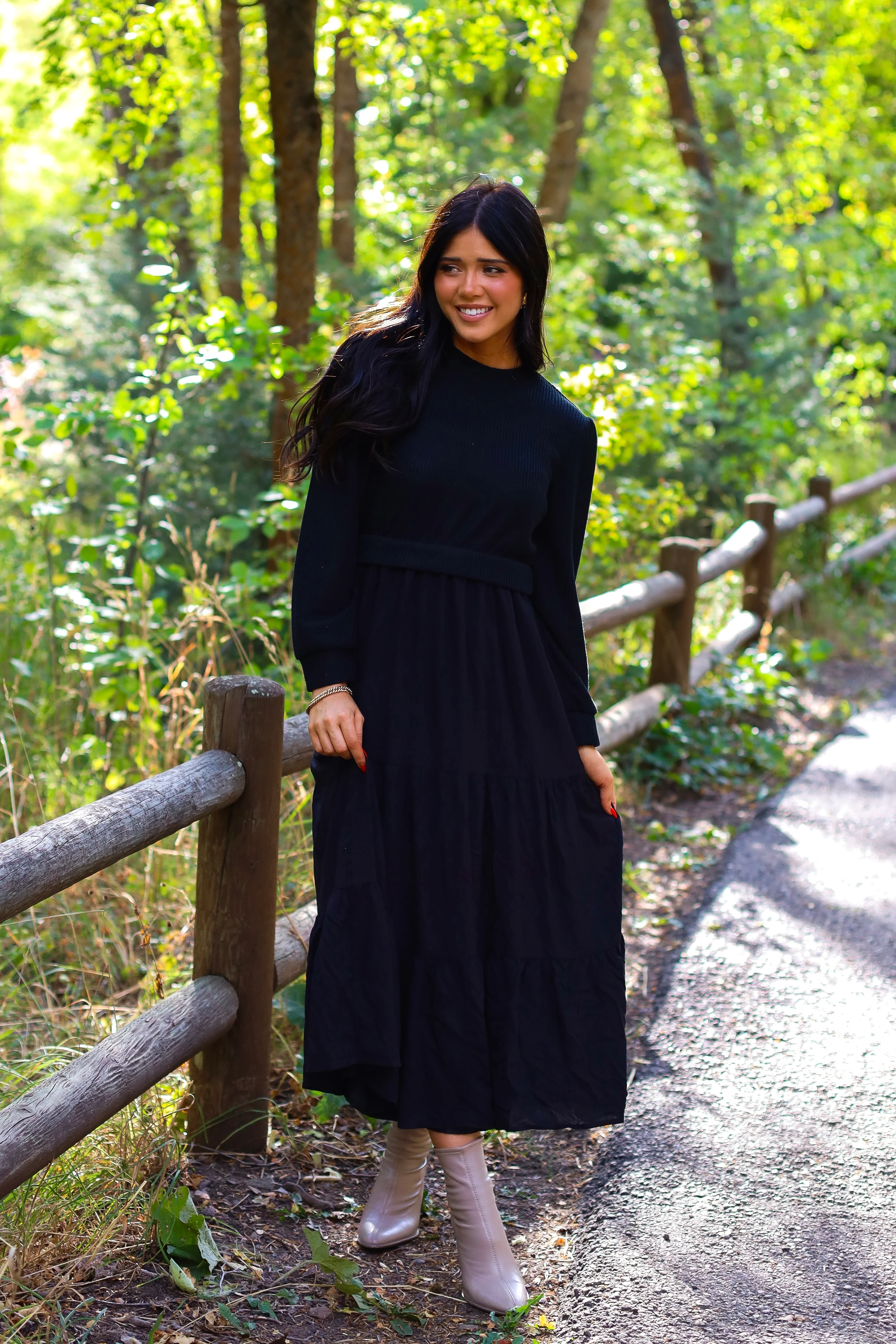 The Vivienne Midnight Dresses - XNAUWBI