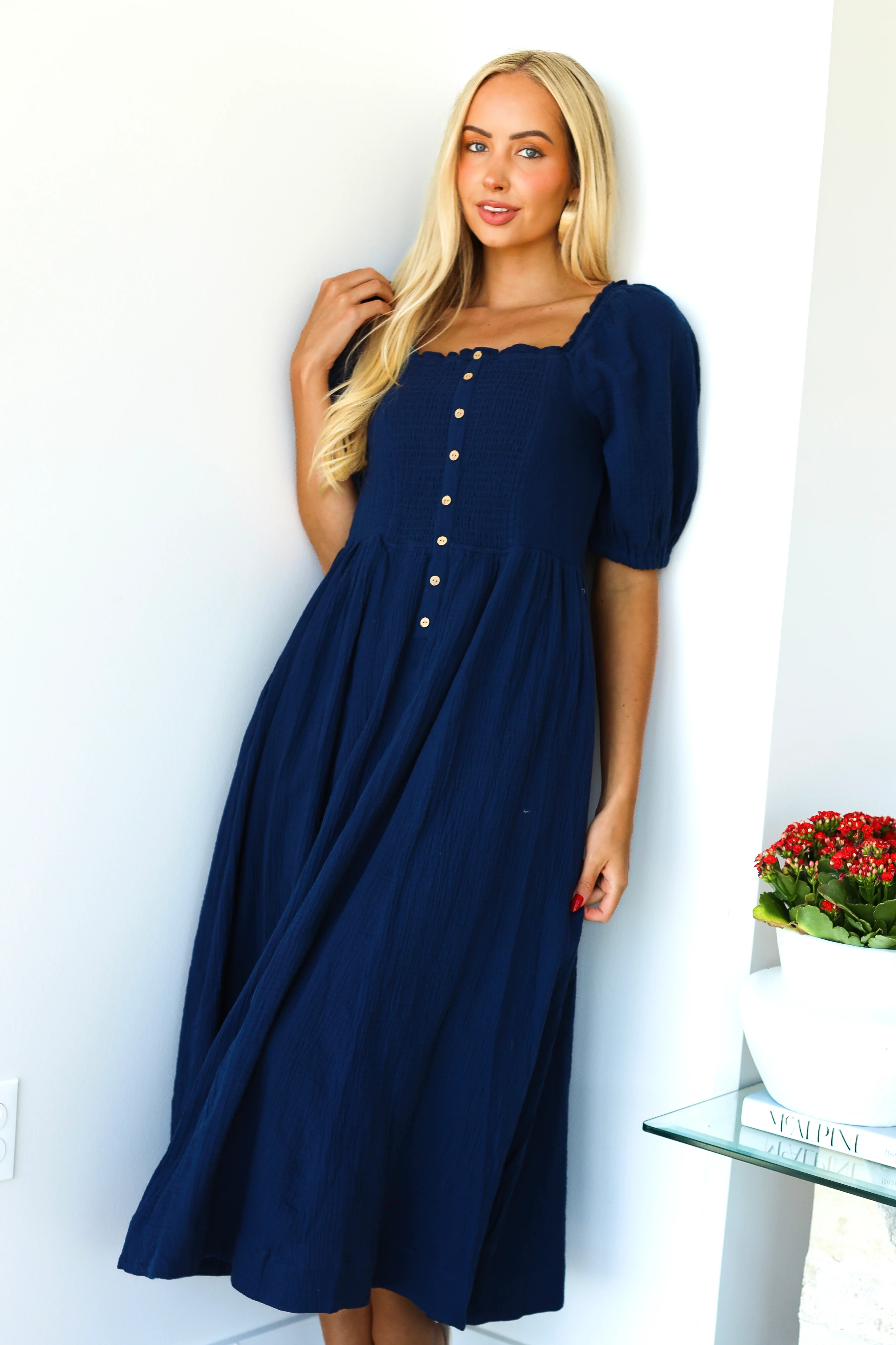 The Lylie Navy Dresses - XNAUWBI