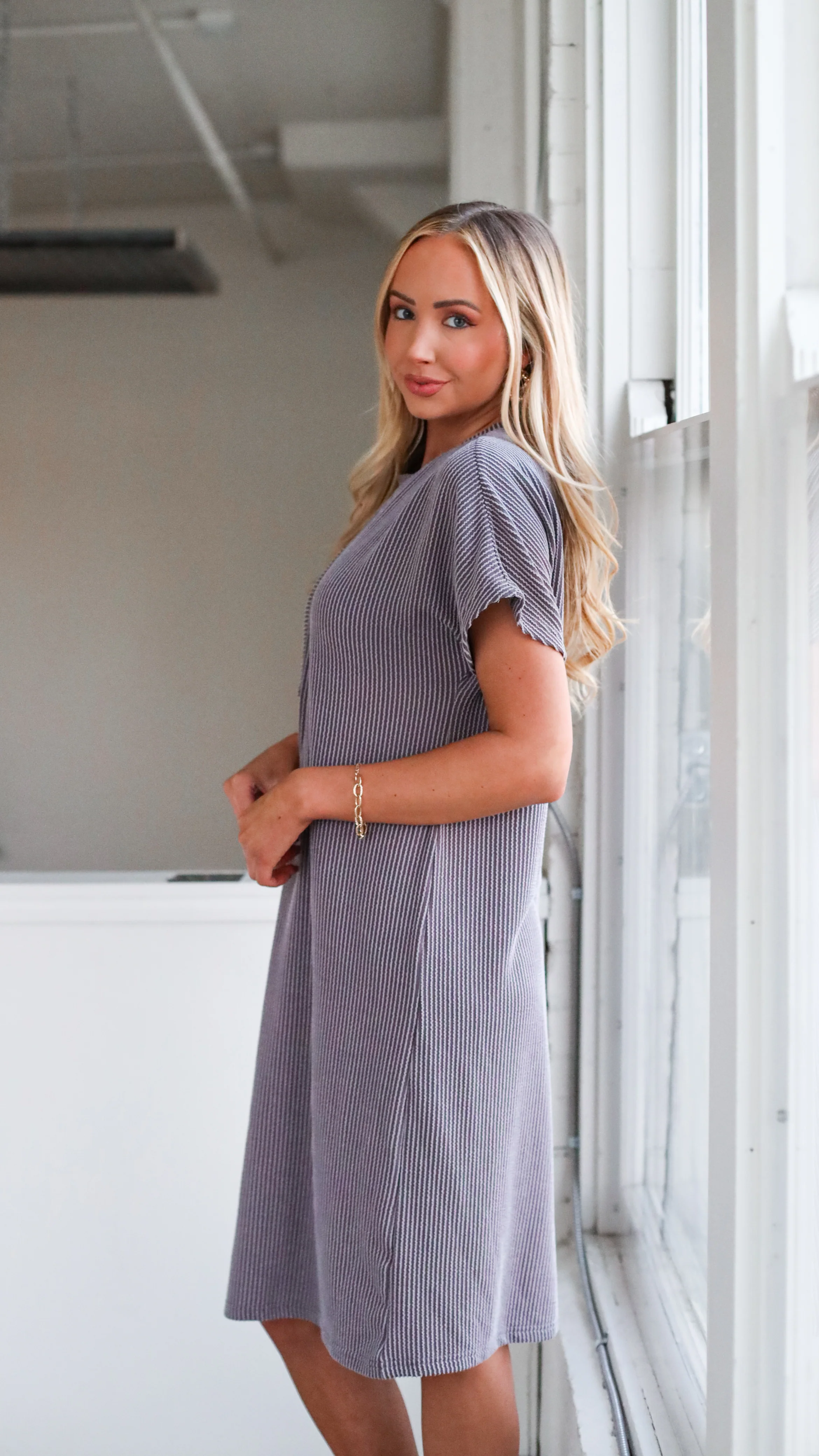 The Lou Charcoal Stripe Dresses - XNAUWBI