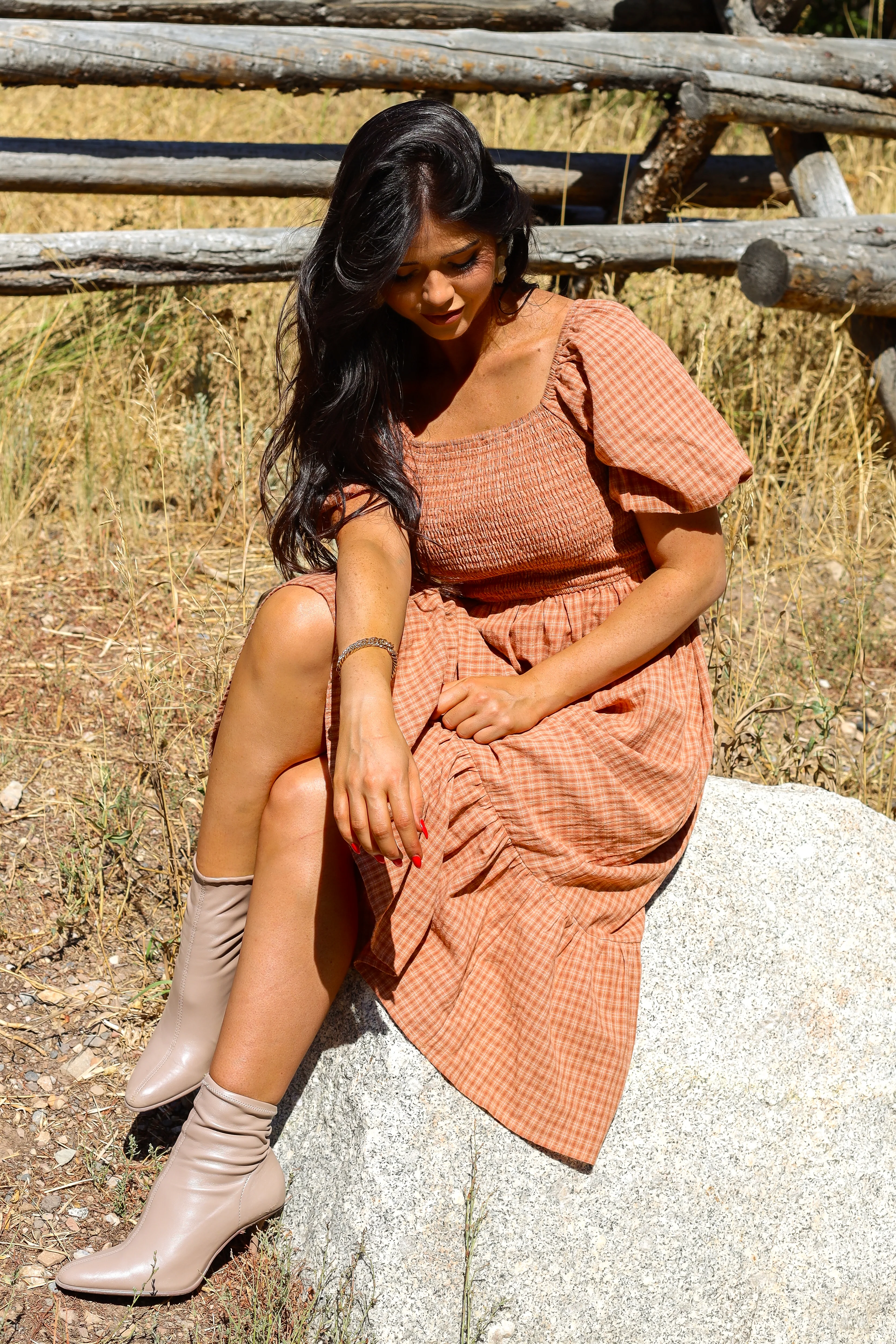 The Azra Light/Dark Clay Gingham Dresses - XNAUWBI