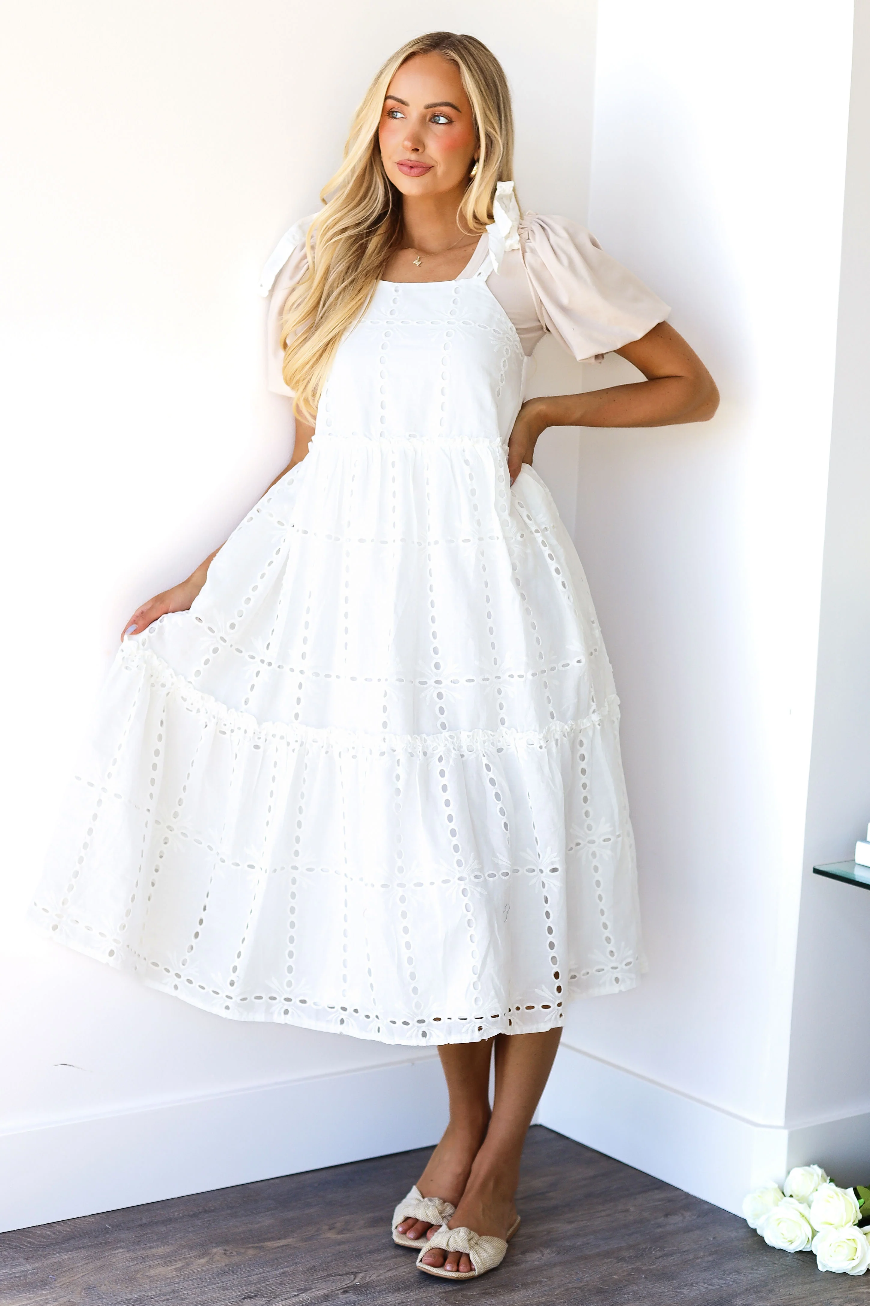 The Nara White Eyelet Dresses - XNAUWBI