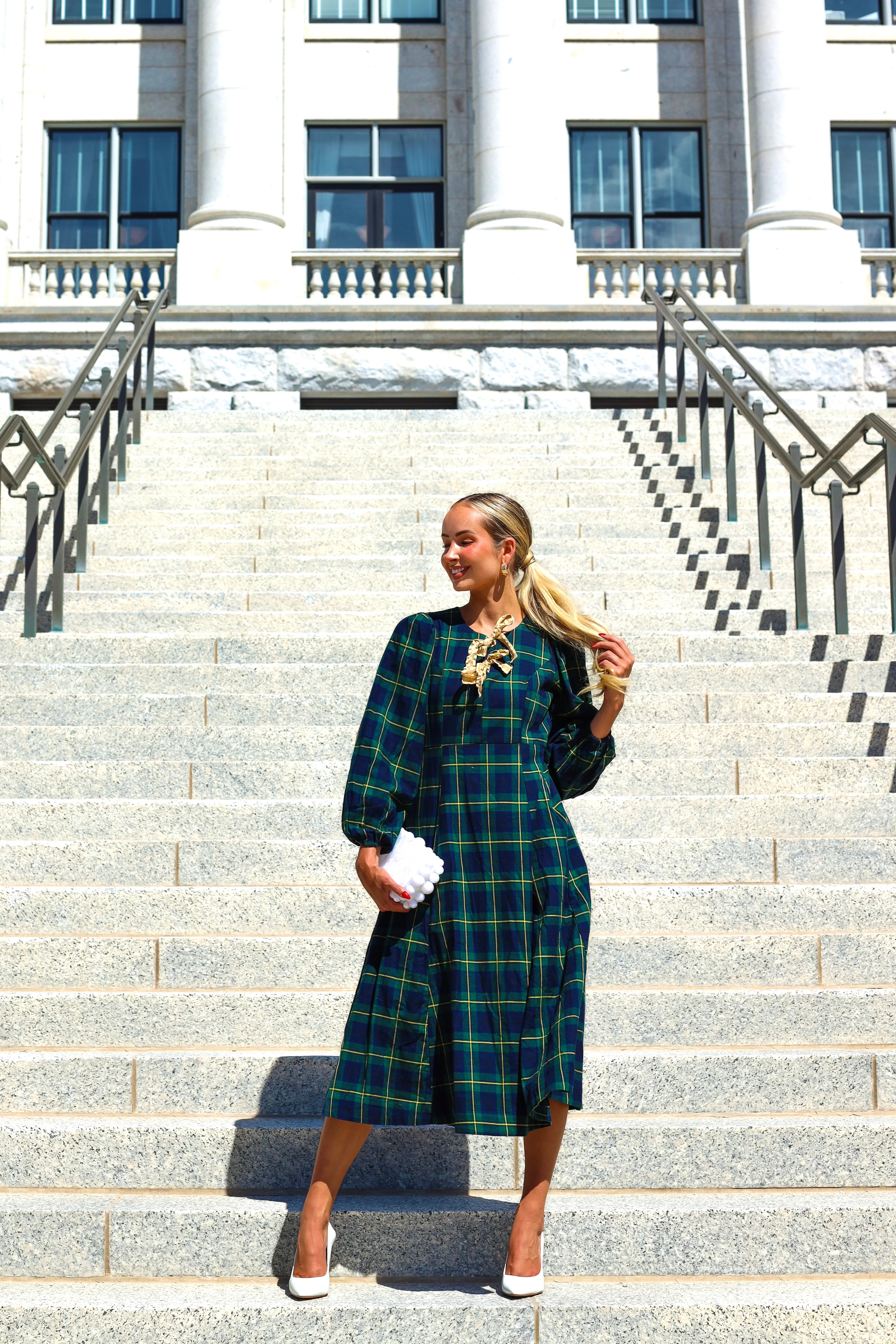 The Joans Evergreen/Navy/Gold Plaid Dresses - XNAUWBI