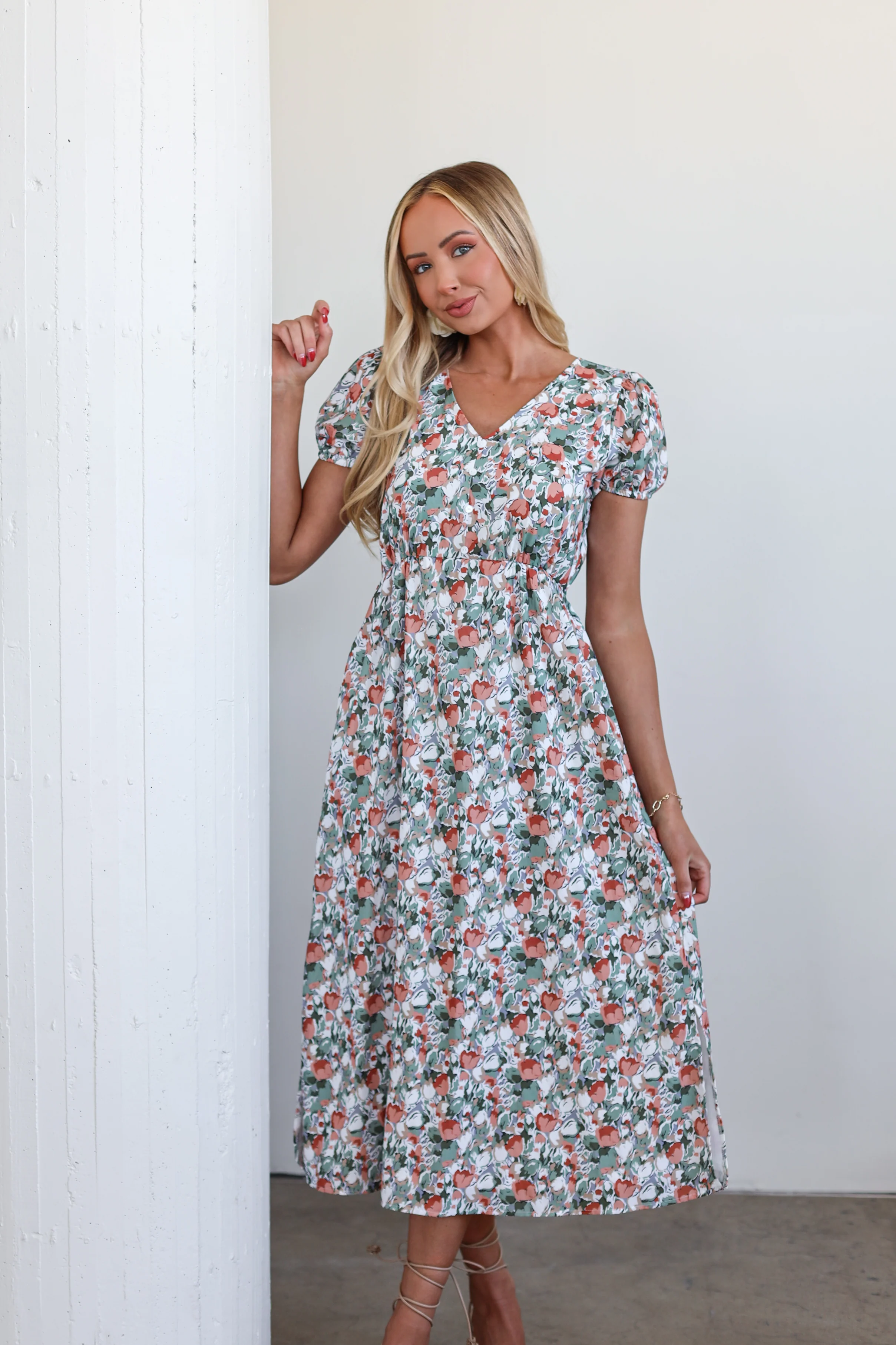 The Preston Tropicana Tulip Dresses - XNAUWBI