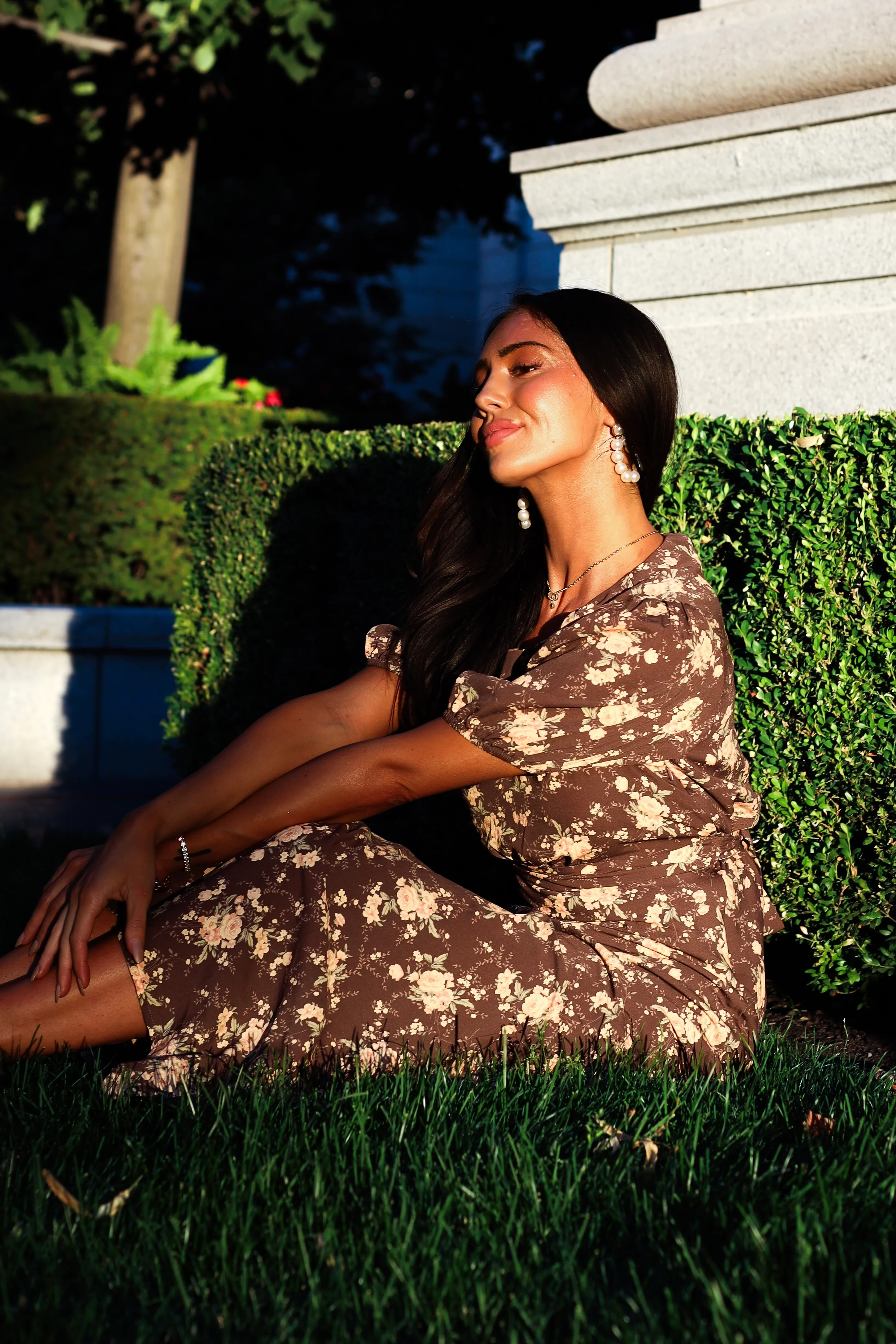 The Andee Mocha with Peach Floral Dresses - XNAUWBI