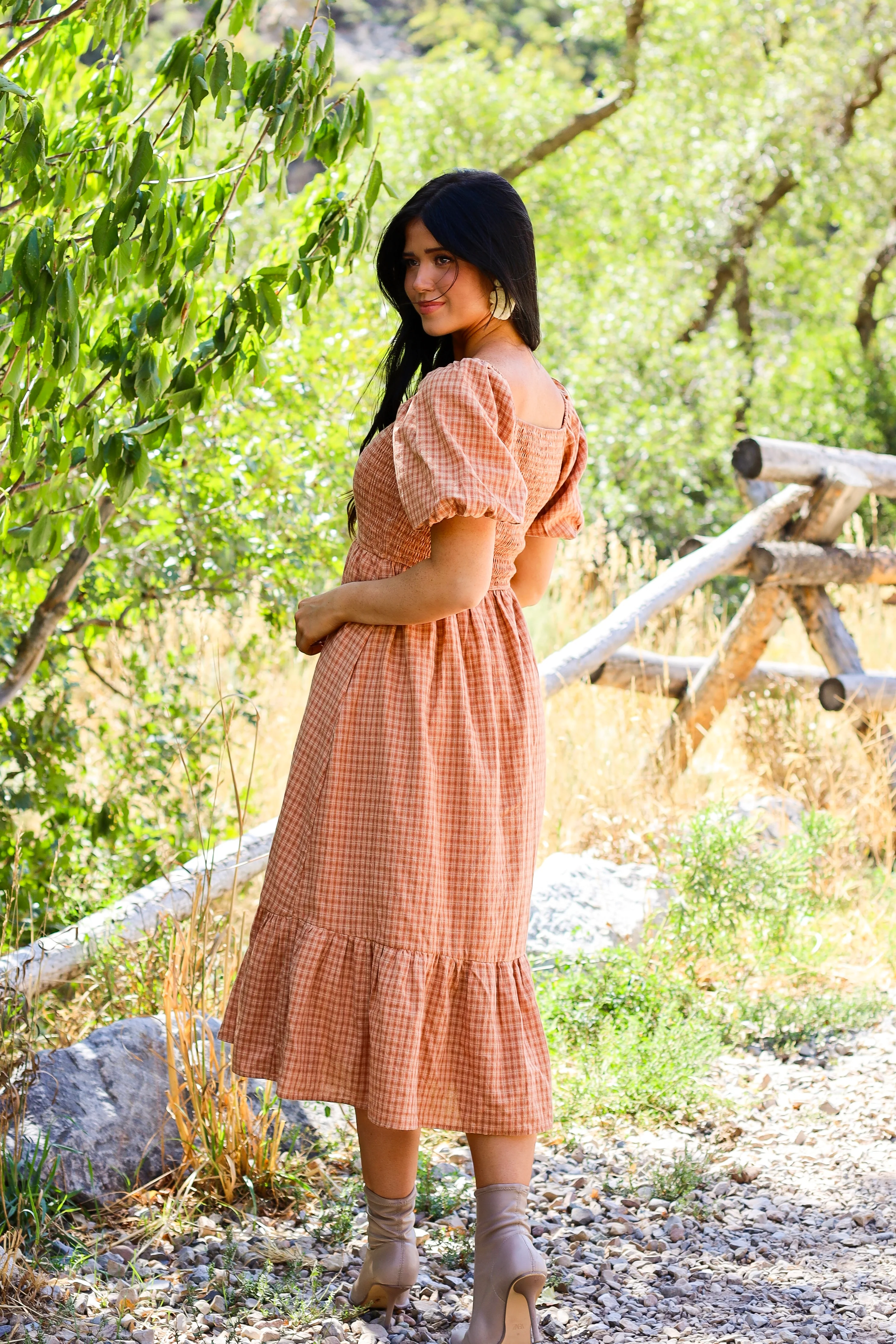 The Azra Light/Dark Clay Gingham Dresses - XNAUWBI