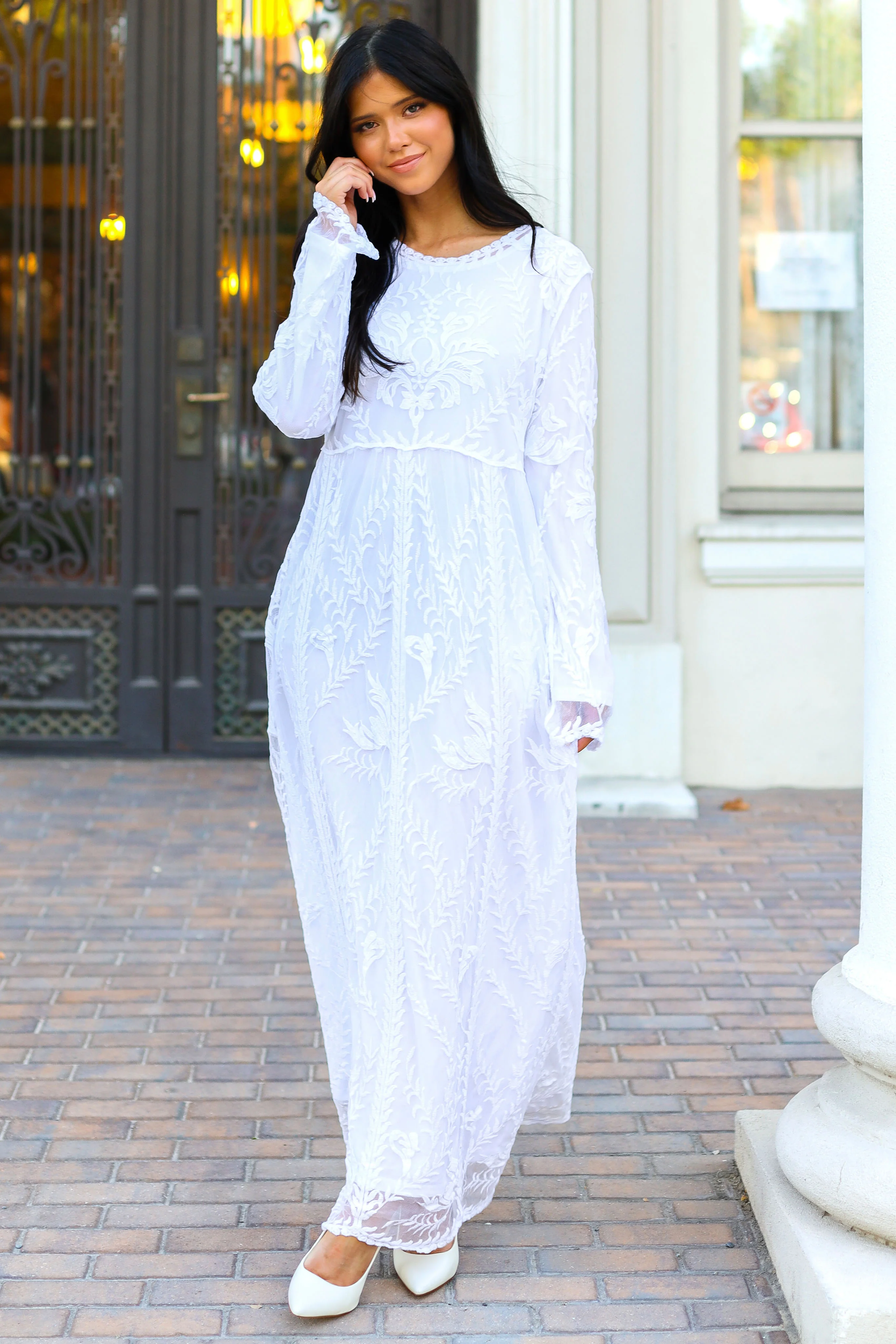 The Prosperity White Lace Dresses - XNAUWBI