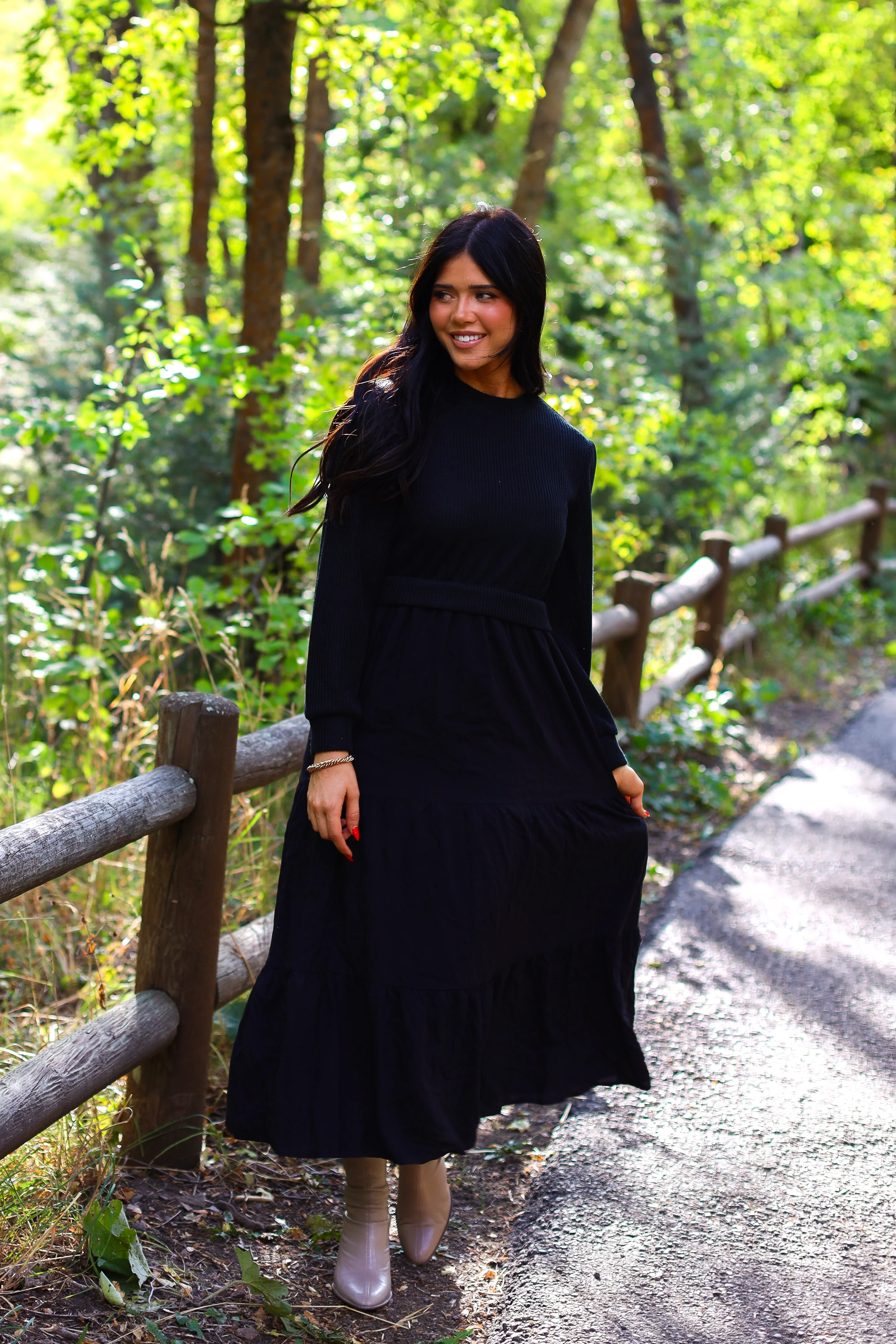 The Vivienne Midnight Dresses - XNAUWBI