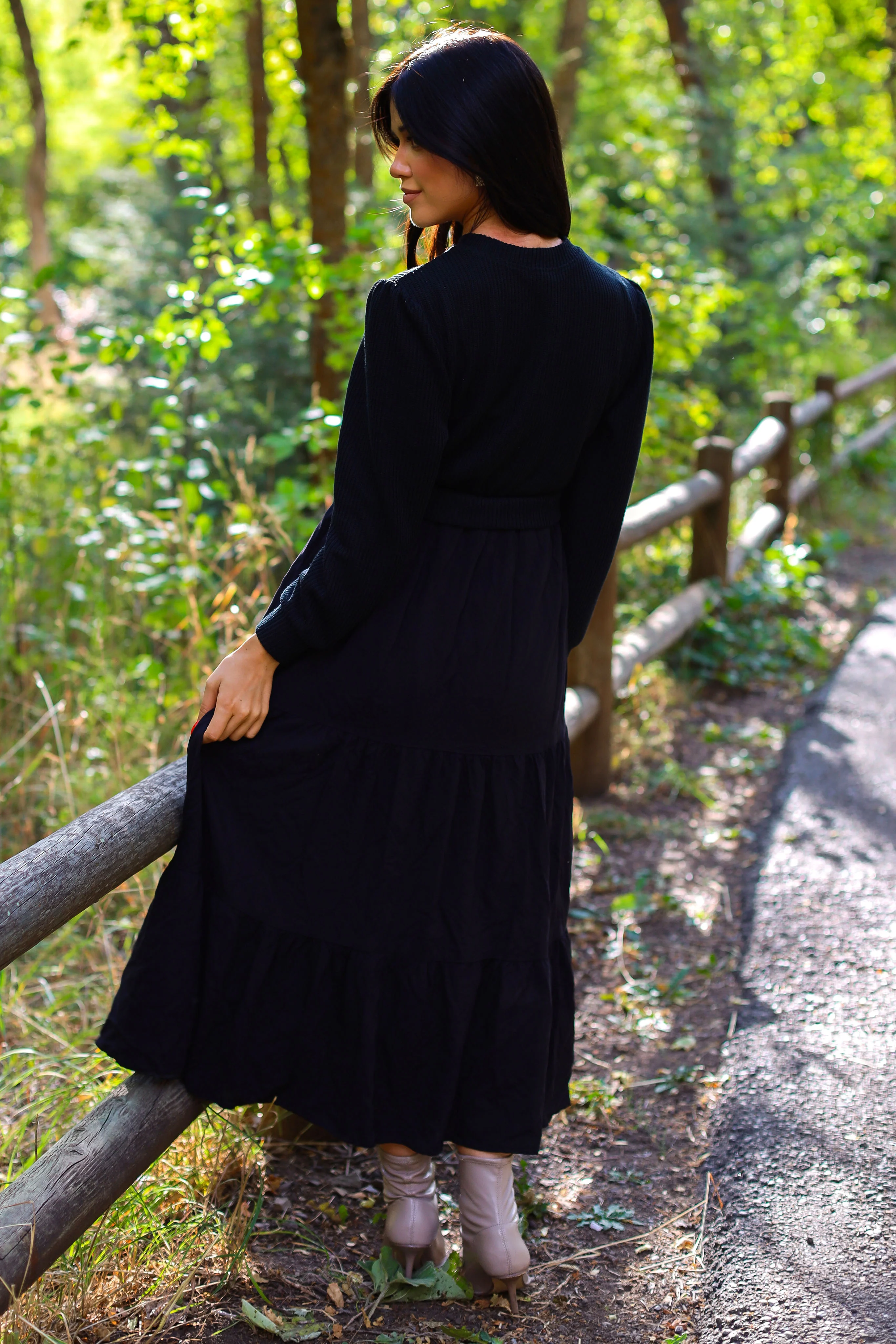 The Vivienne Midnight Dresses - XNAUWBI