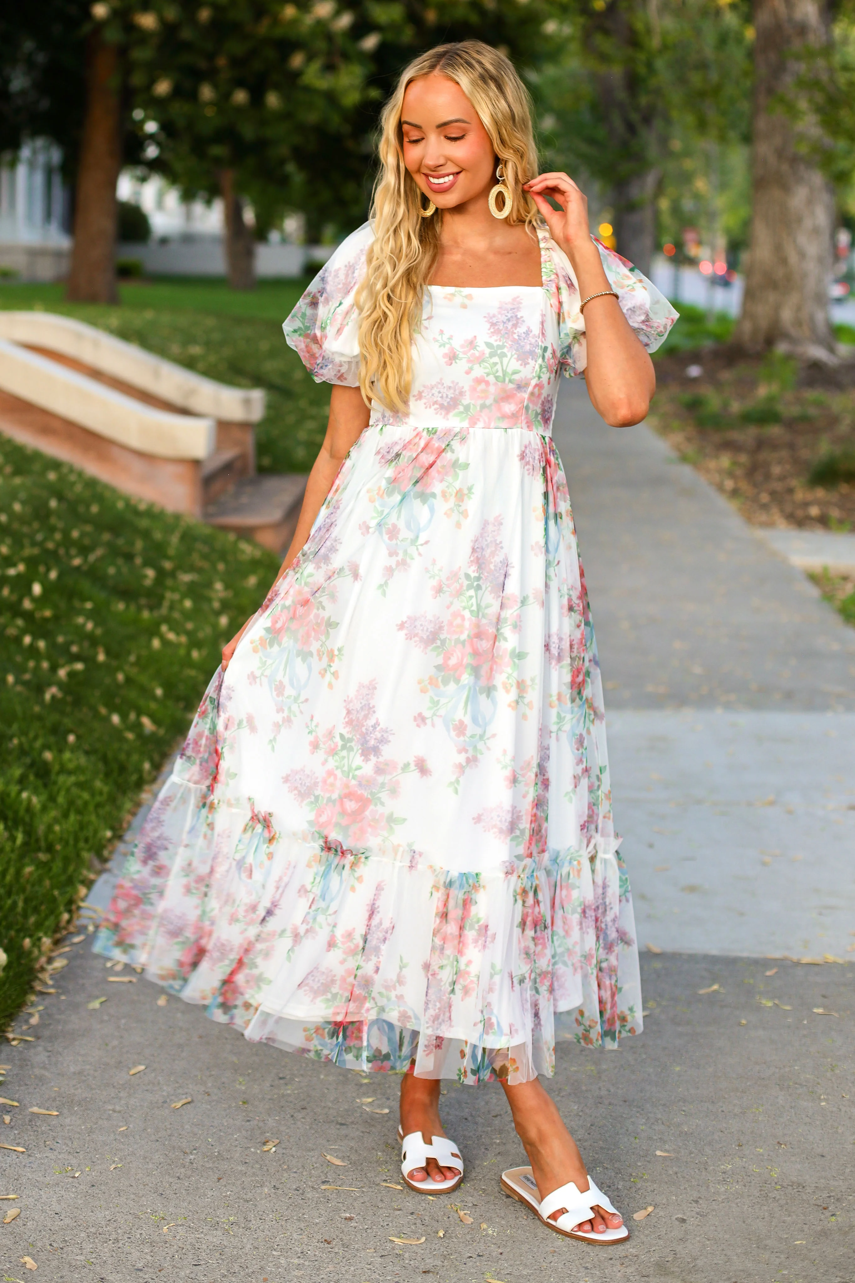 The Ehlanna Ivory/Floral Tulle Overlay Dresses - XNAUWBI