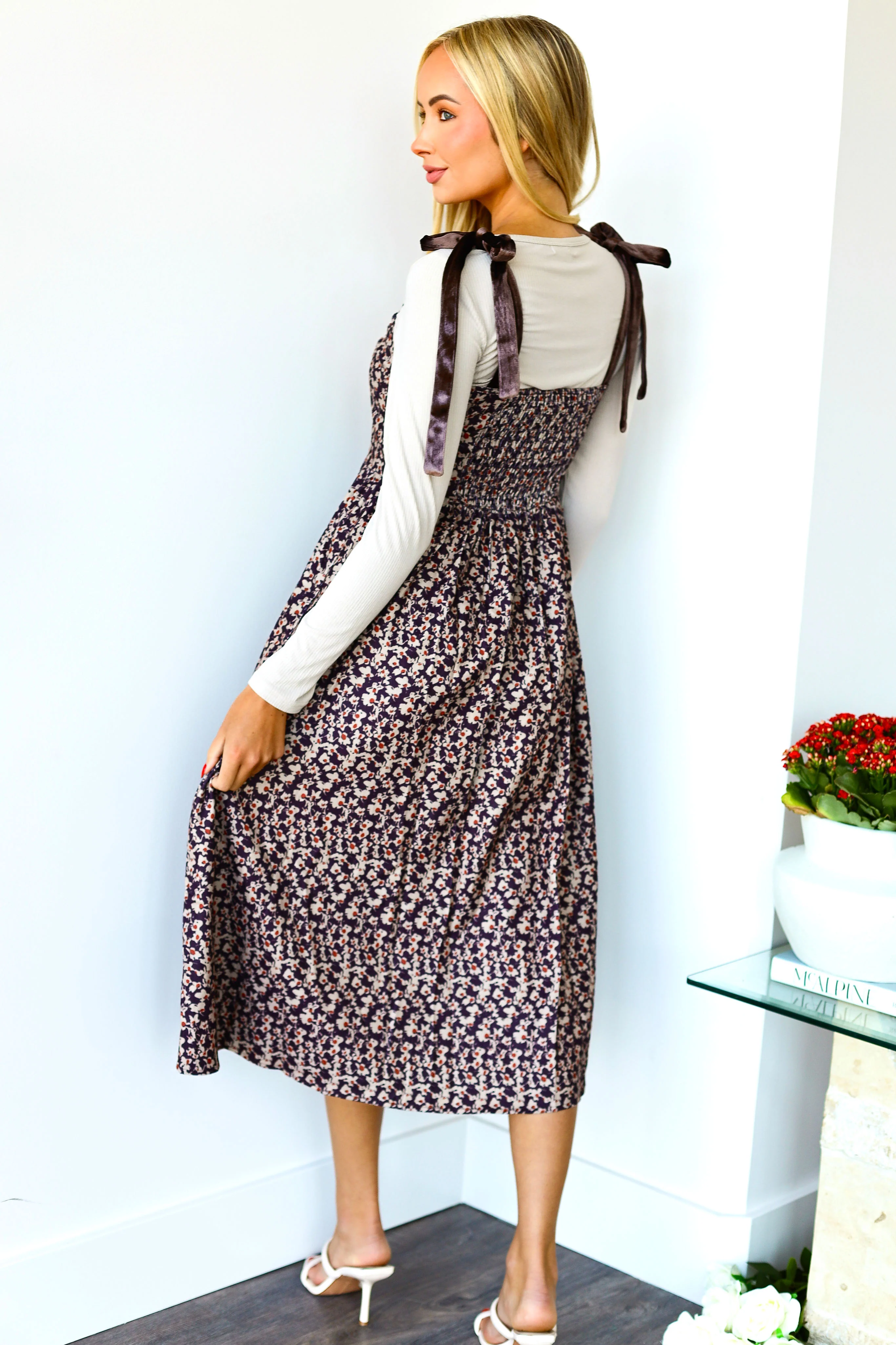 The Noa Truffle Dresses - XNAUWBI