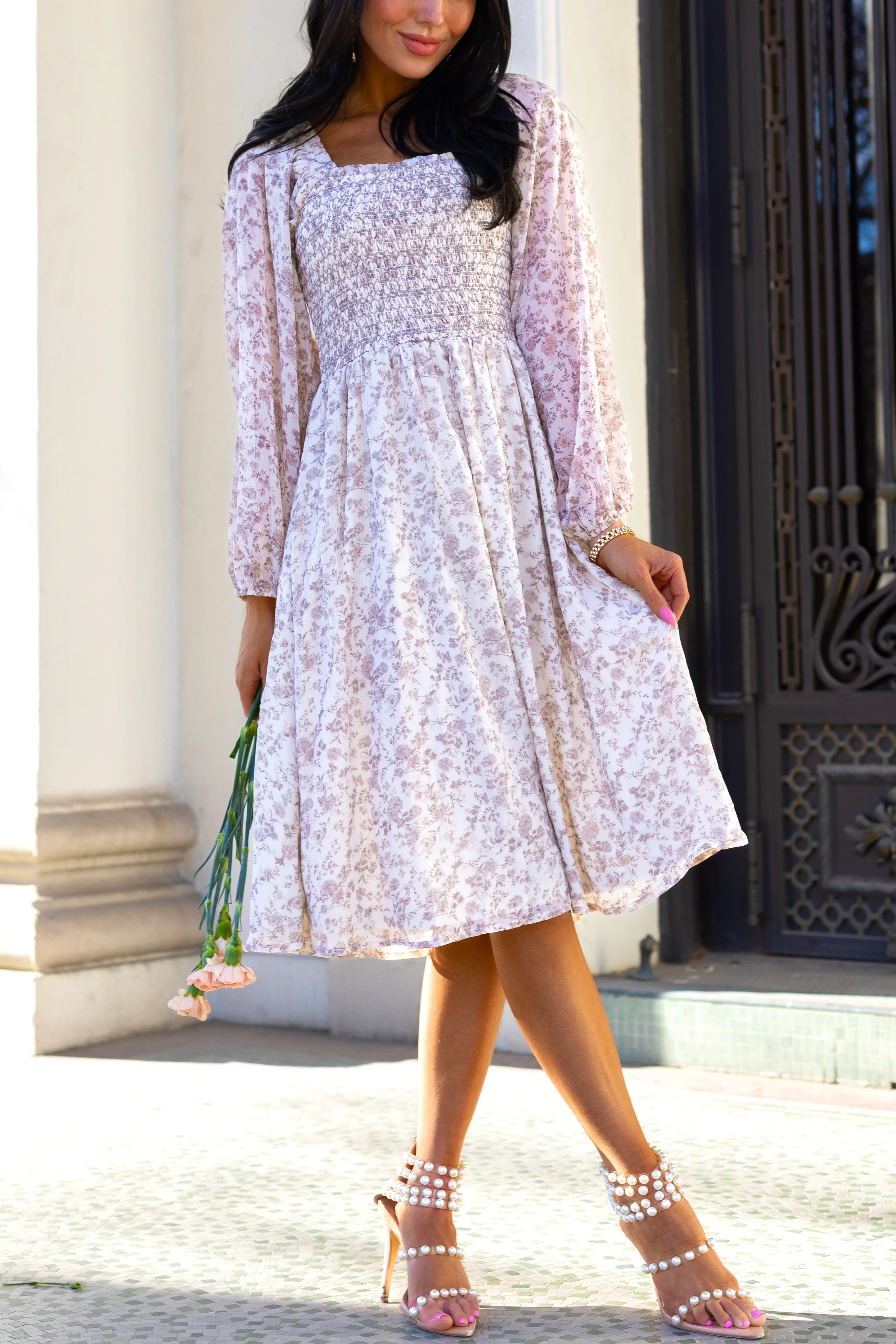 The Audrey Cream/Taupe Floral Dresses - XNAUWBI