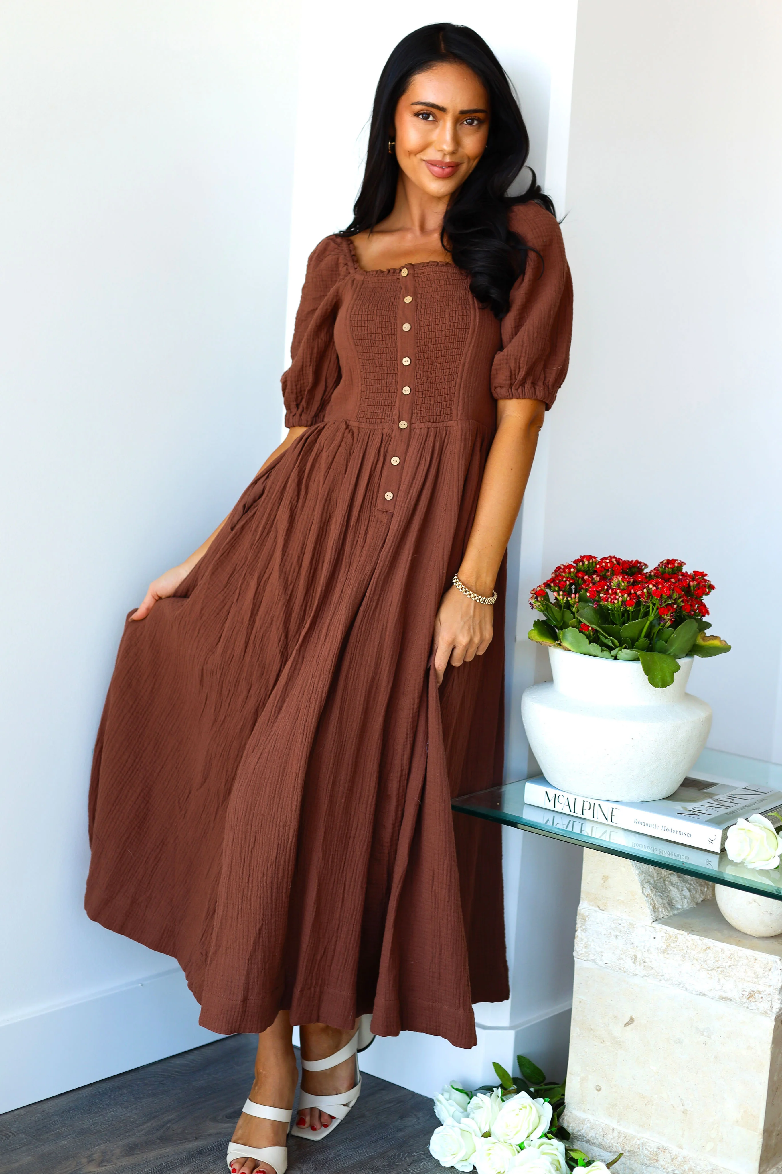 The Lylie Mocha Mousse Dresses - XNAUWBI