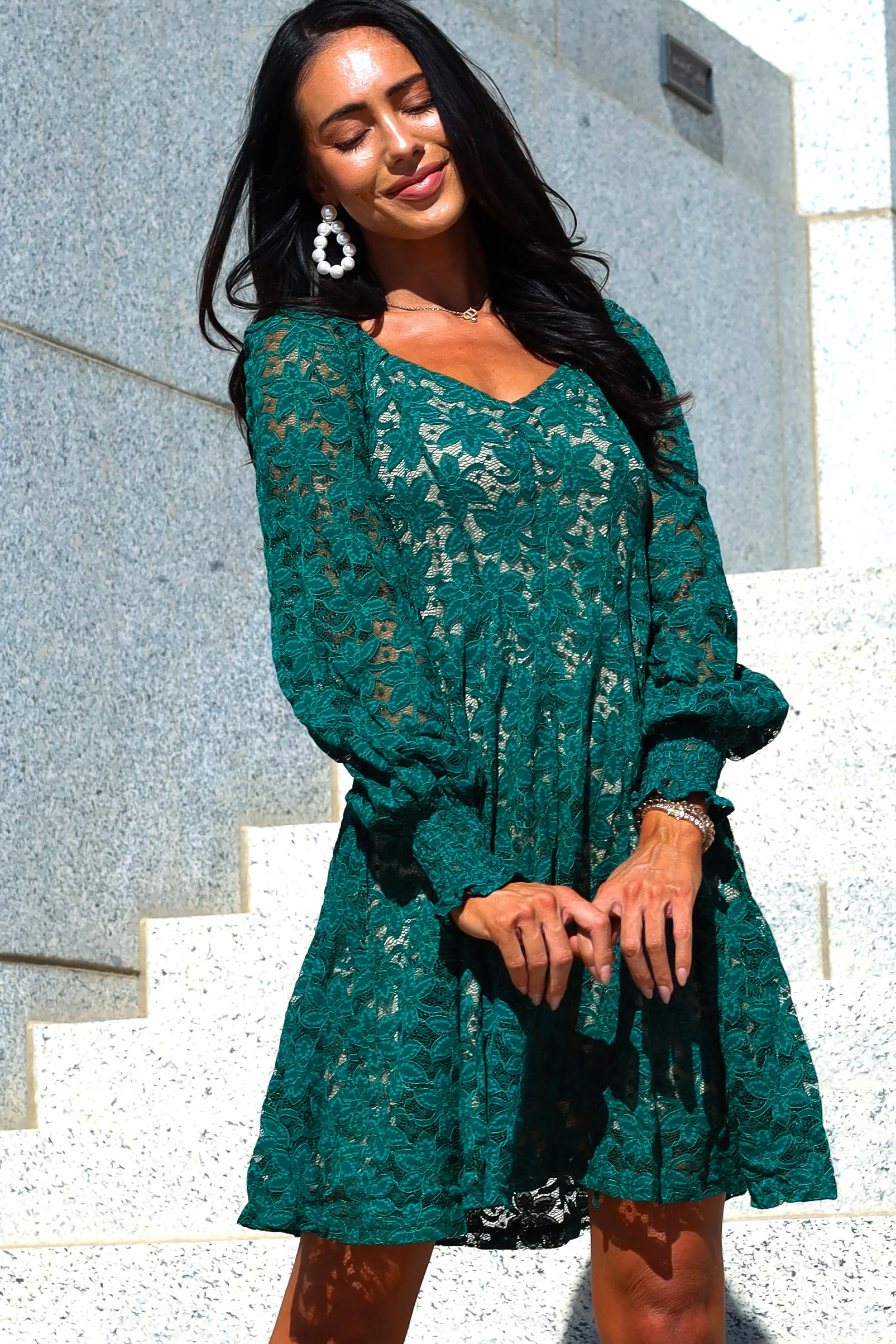 The Amery Emerald Lace Dresses - XNAUWBI