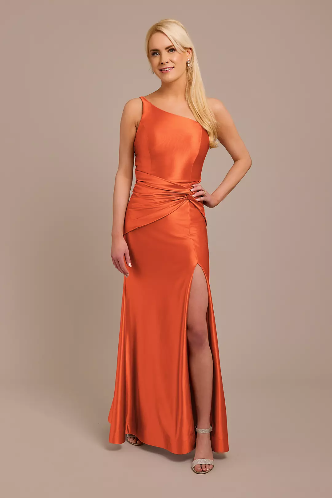 Sculpting Shiny Satin One-Shoulder Knot Dresses - XNAUWBI