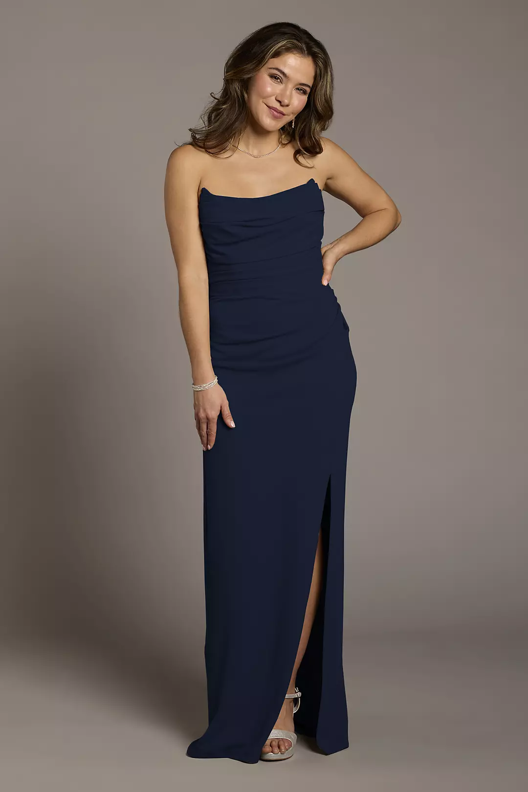Crepe Sculpted Neckline Sheath Dresses - XNAUWBI