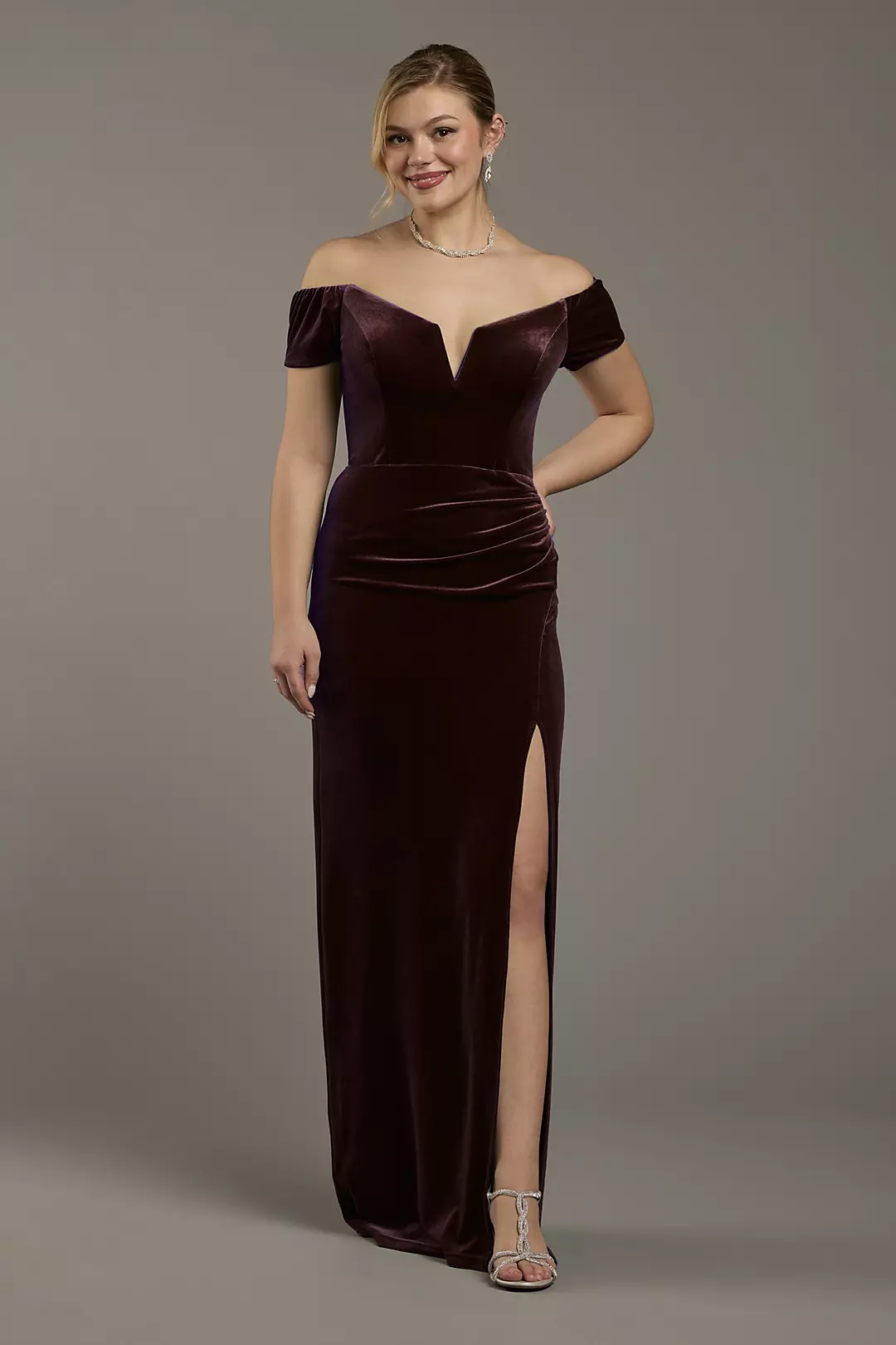 Velvet Off-the-Shoulder Notch Neck Sheath Dresses - XNAUWBI