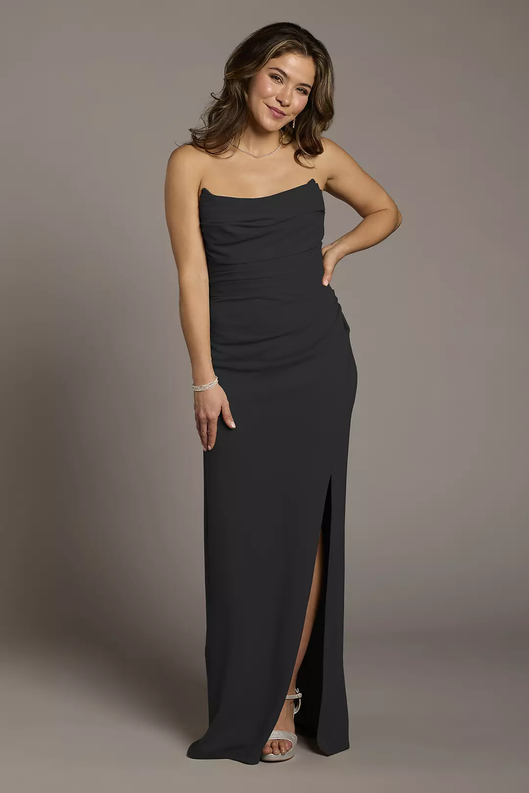 Crepe Sculpted Neckline Sheath Dresses - XNAUWBI