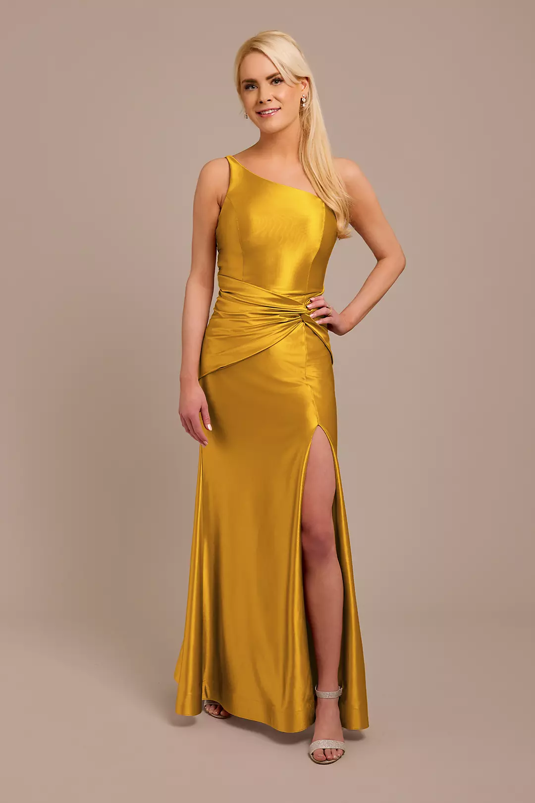 Sculpting Shiny Satin One-Shoulder Knot Dresses - XNAUWBI