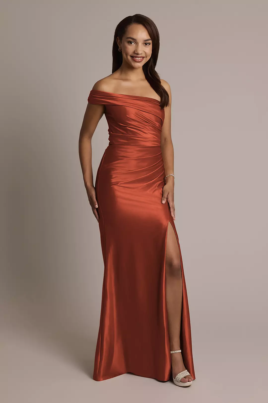 Sculpting Shiny Satin Ruched Sheath Dresses - XNAUWBI