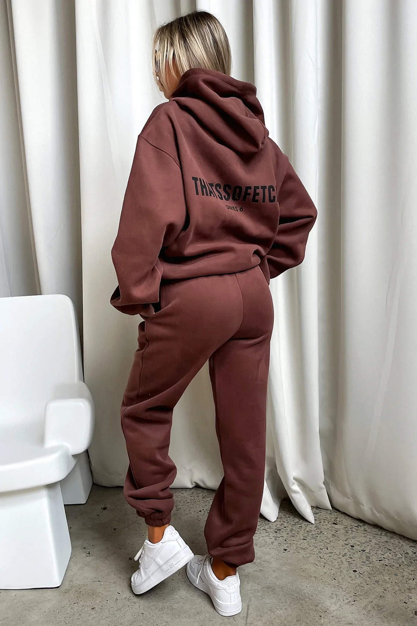 Series 6 Hoodie - Brown - XNAUWBI