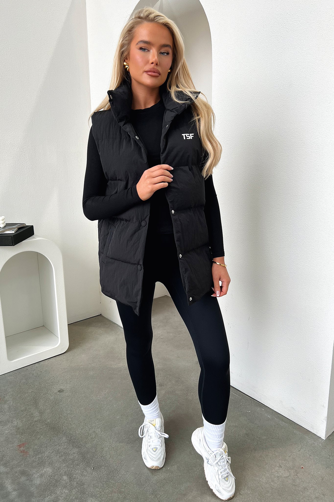 Sabre Puffer Vest - Black - XNAUWBI