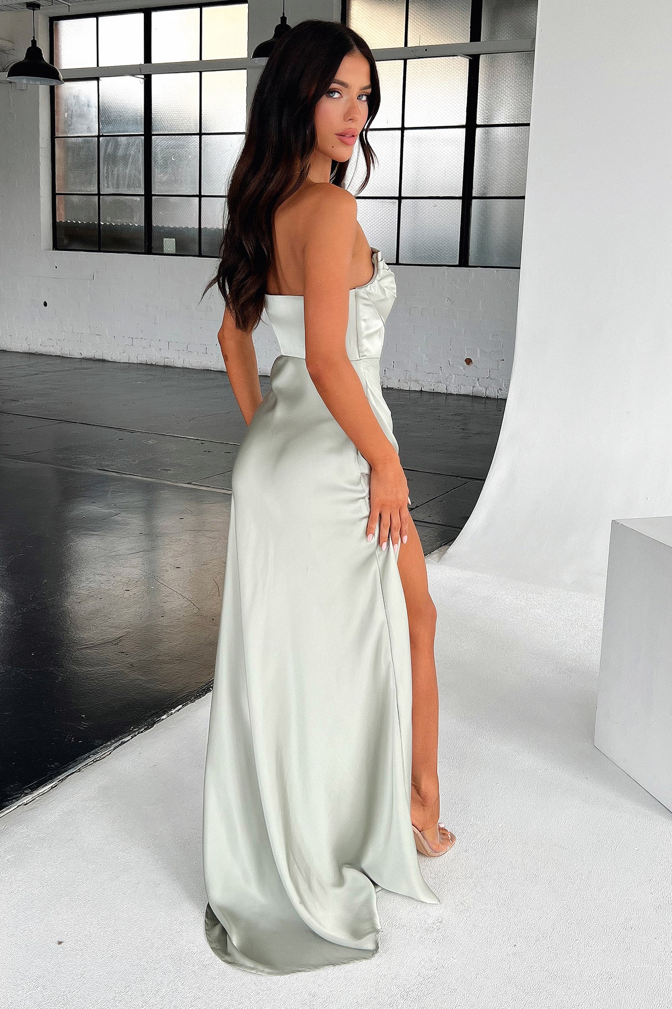 Lola Maxi Dress - Sage - XNAUWBI
