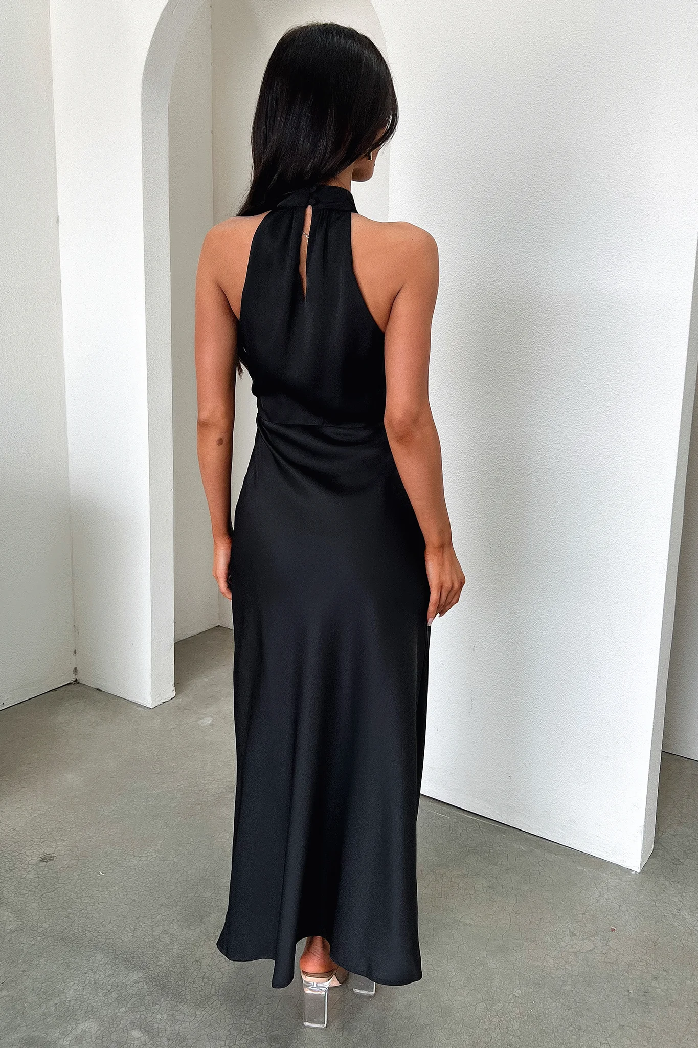 Daphne High Neck Maxi Dress - Black - XNAUWBI