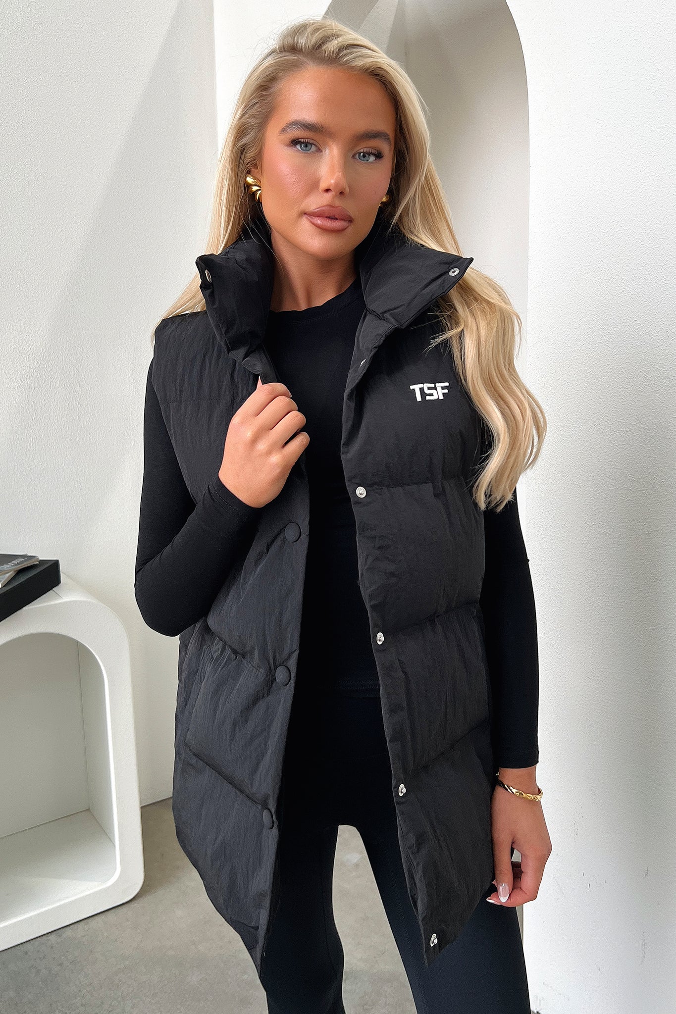 Sabre Puffer Vest - Black - XNAUWBI