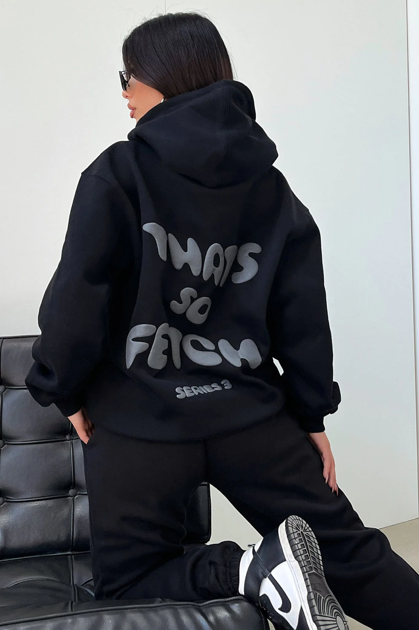 Series 3 Hoodie - Black - XNAUWBI